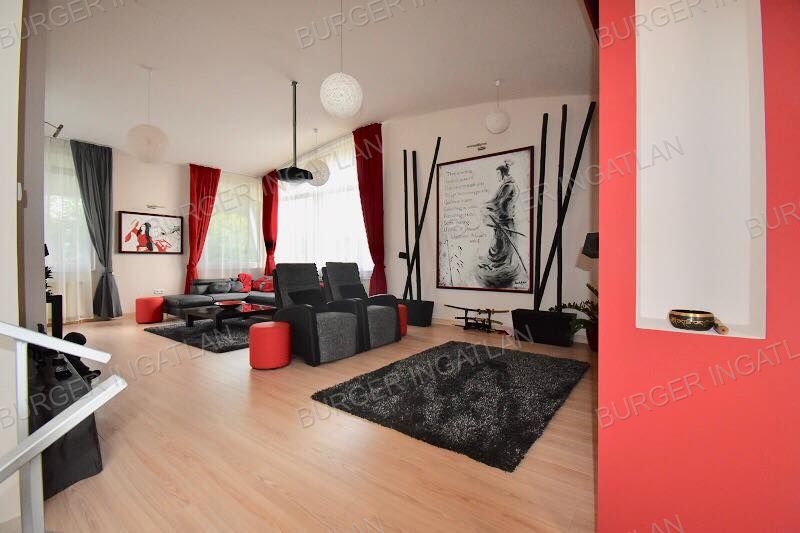 Budapest Eladó  Családi ház  Budapest Eladó  Családi ház  