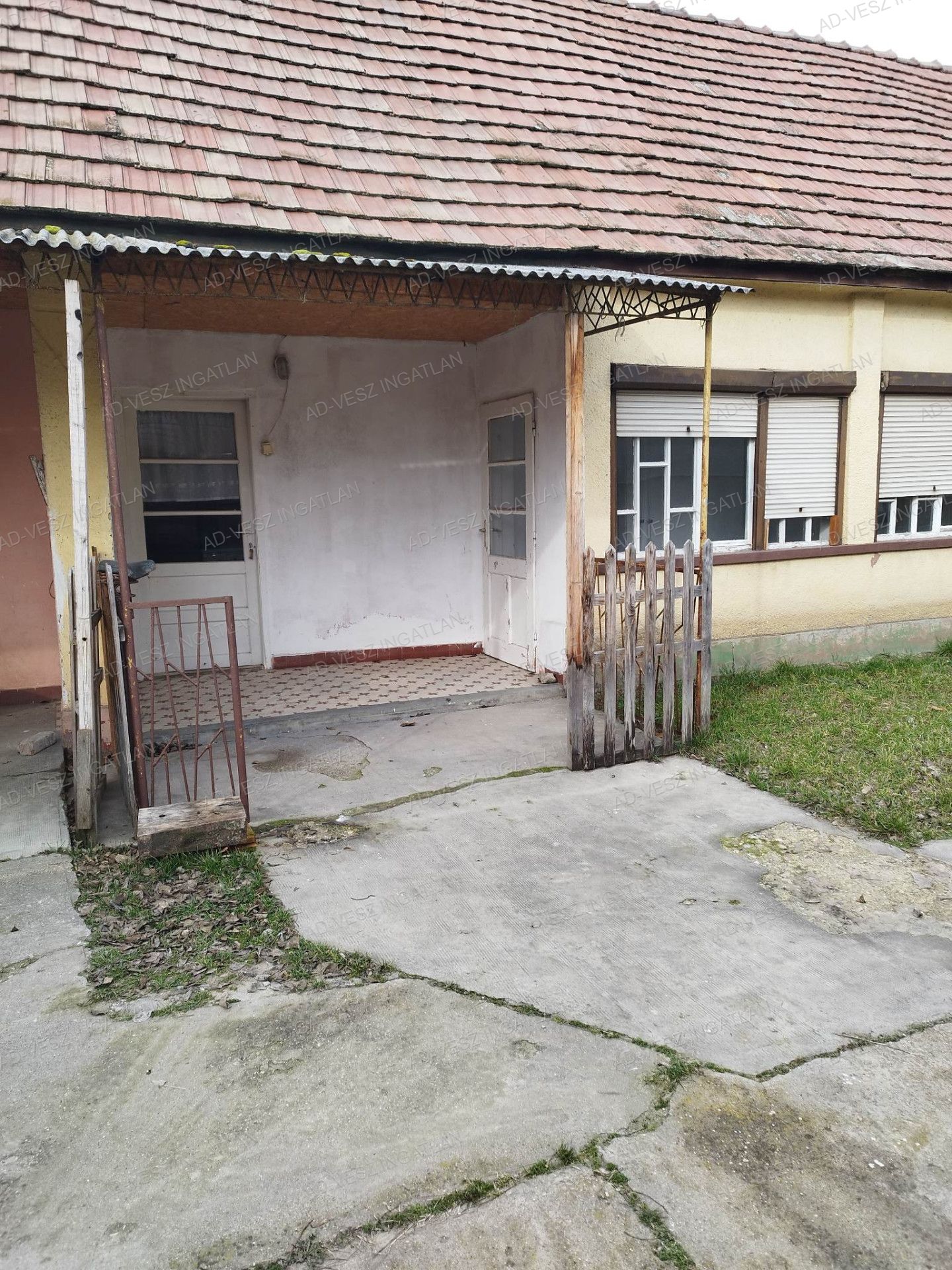 Dabas Eladó  Lakás  Dabas Eladó  Lakás Pest megye 