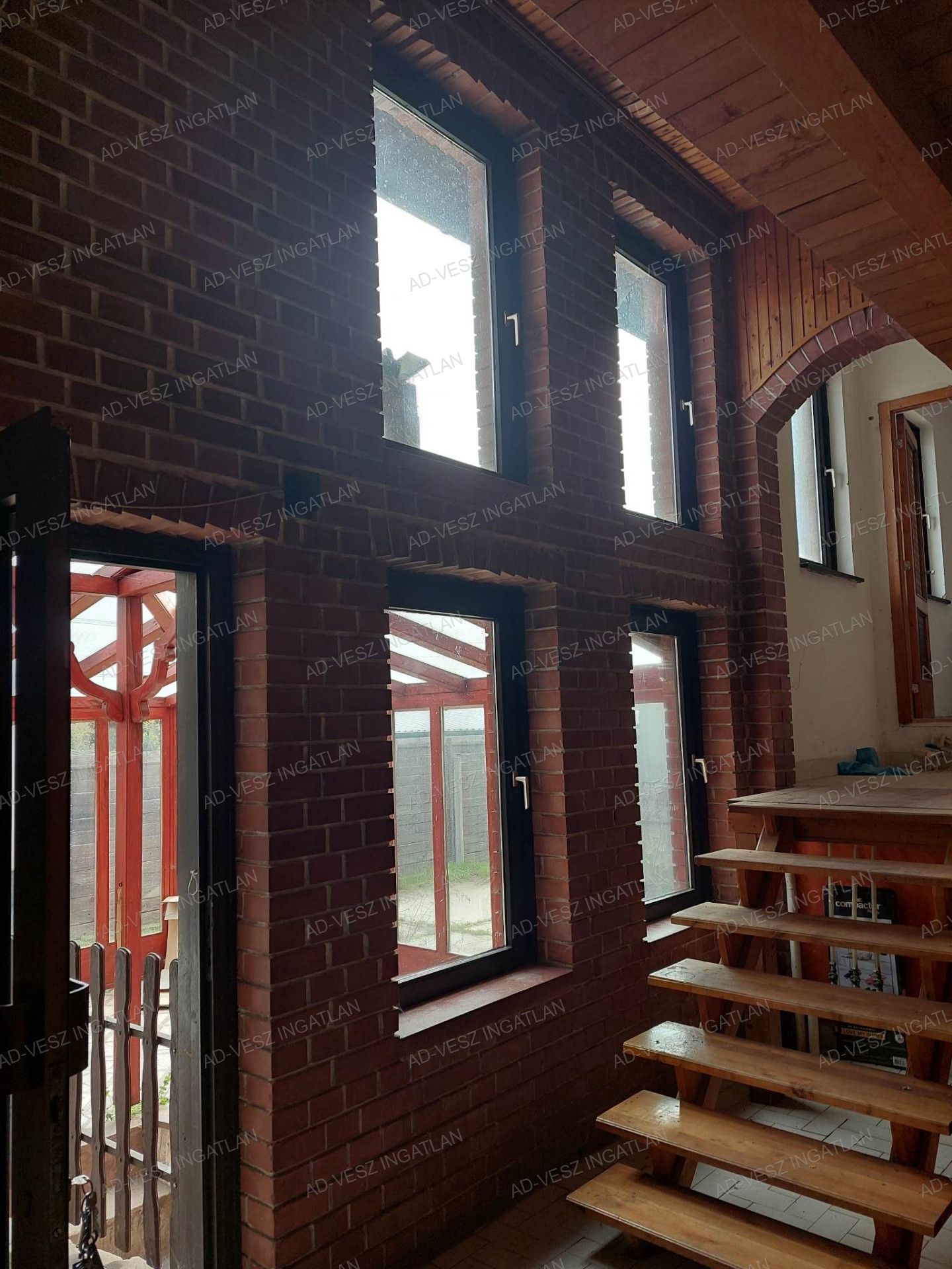 Dabas Eladó  Lakás  Dabas Eladó  Lakás Pest megye 