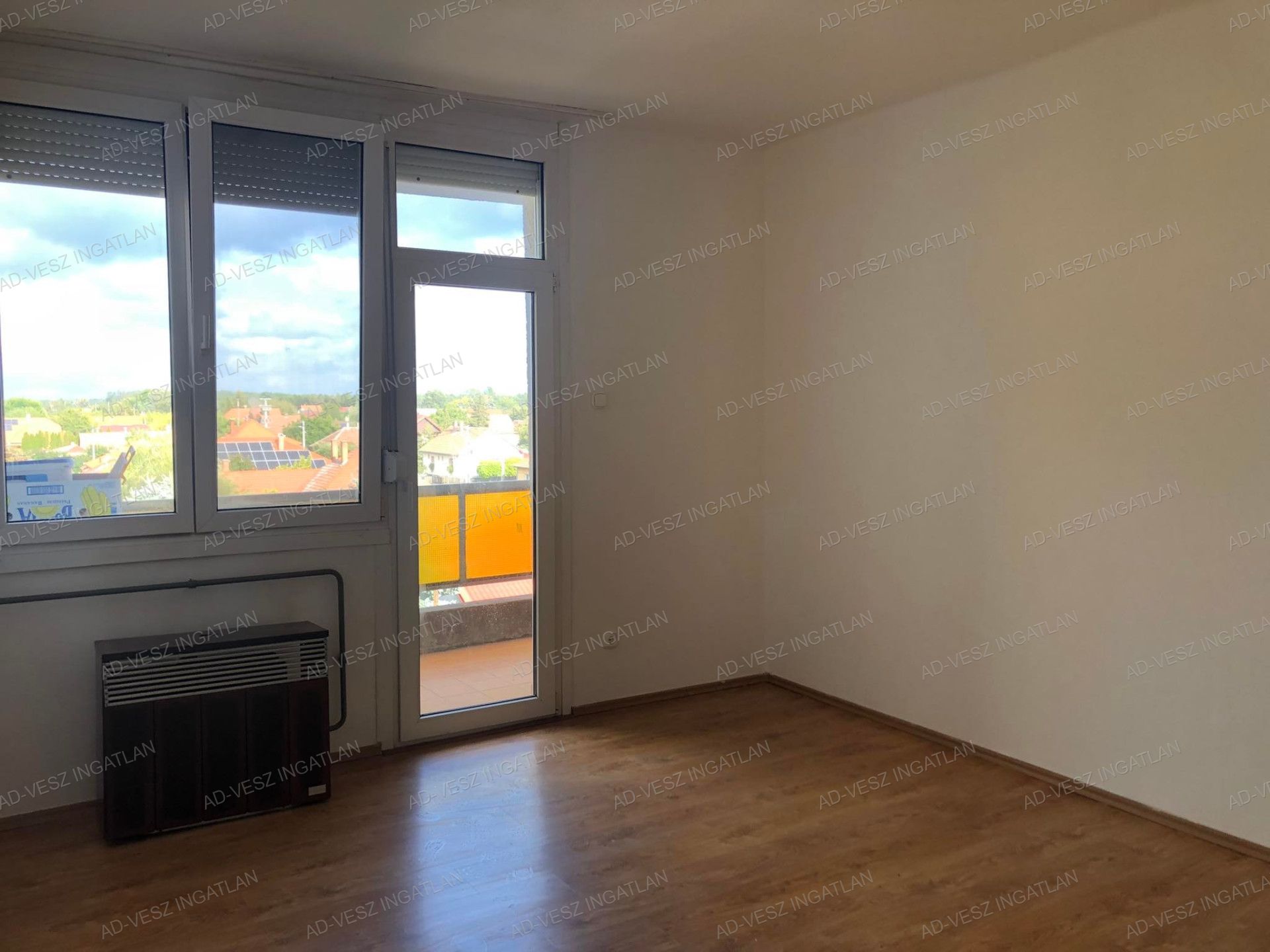 Dabas Eladó  Lakás  Dabas Eladó  Lakás Pest megye 