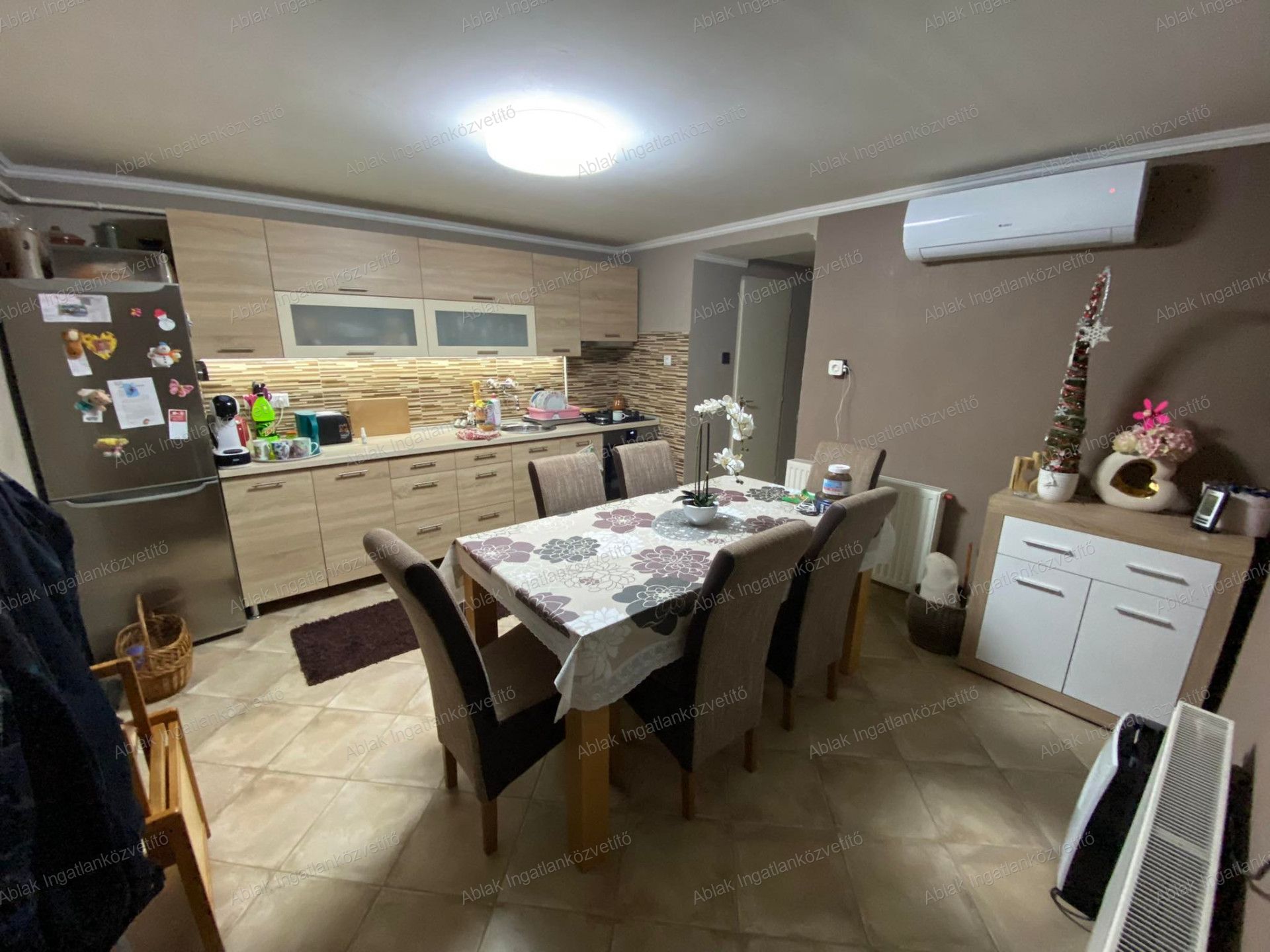 Kecskemét Eladó  Családi ház  Kecskemét Eladó  Családi ház Bács-Kiskun megye 