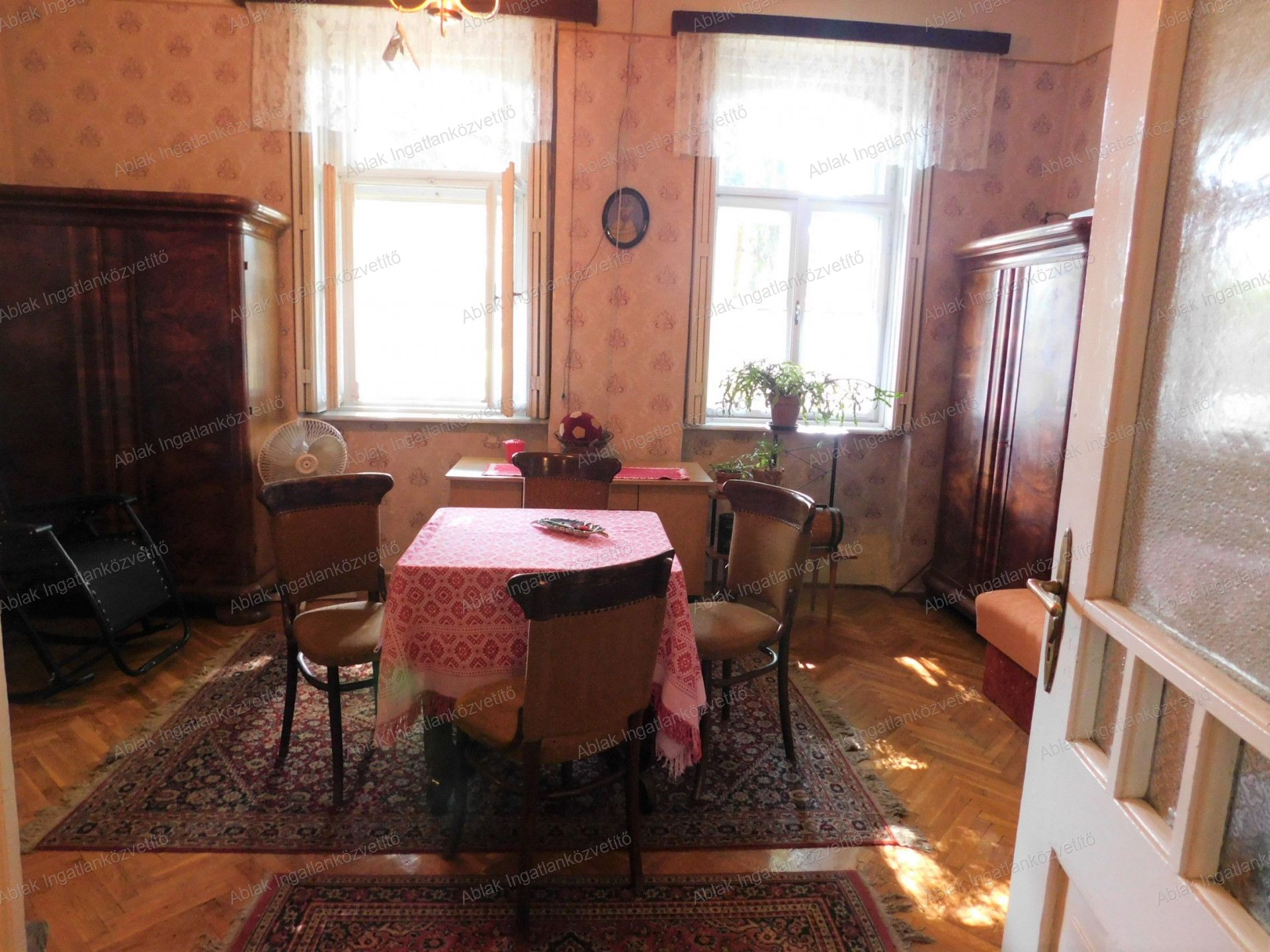 Kecskemét Eladó  Családi ház  Kecskemét Eladó  Családi ház Bács-Kiskun megye 