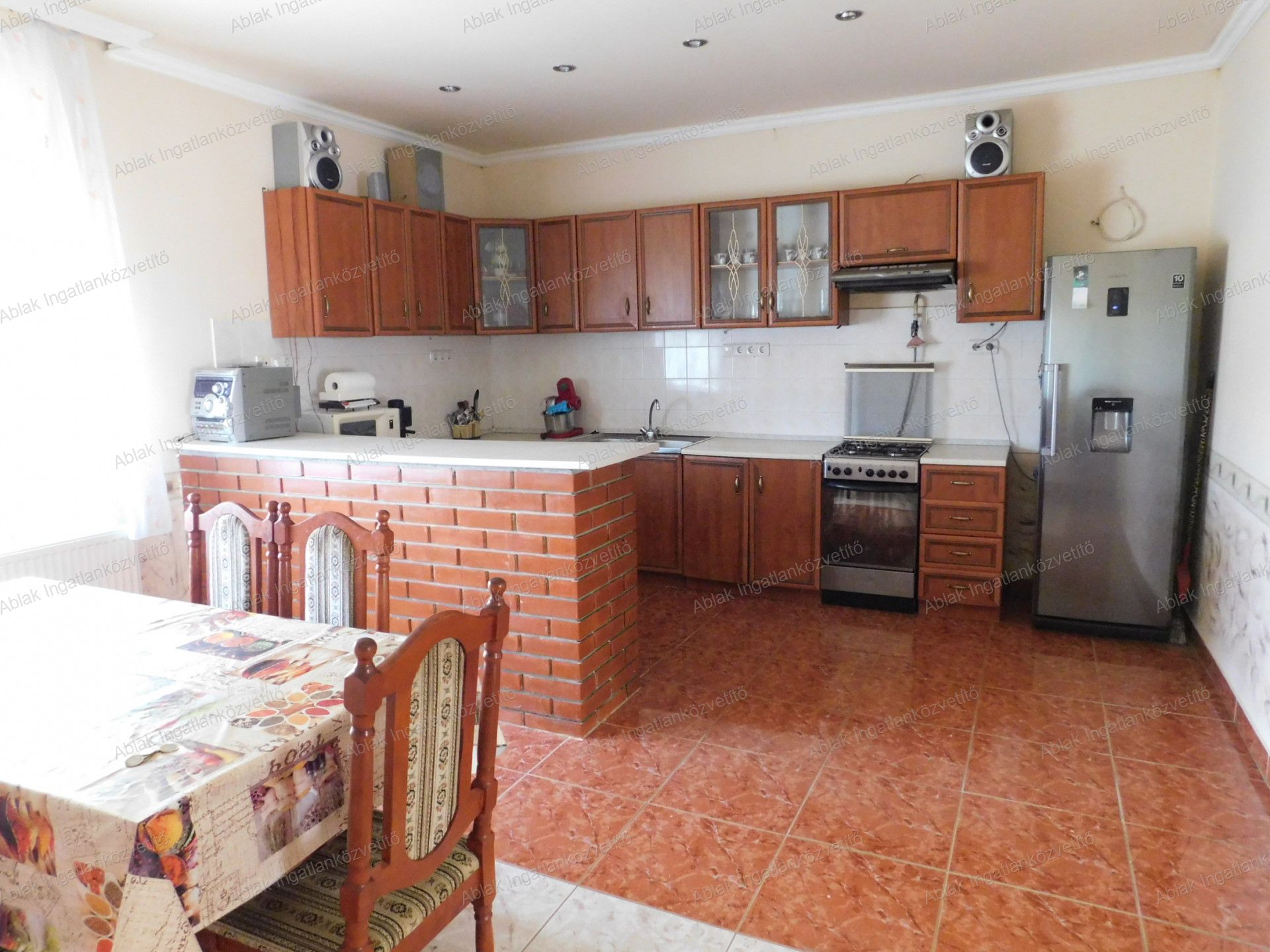 Kecskemét Eladó  Családi ház  Kecskemét Eladó  Családi ház Bács-Kiskun megye 