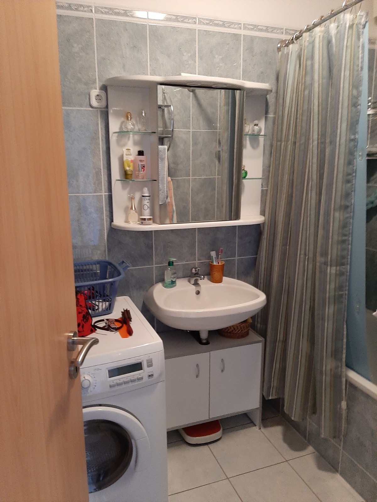 Budapest Eladó  Lakás  Budapest Eladó  Lakás  