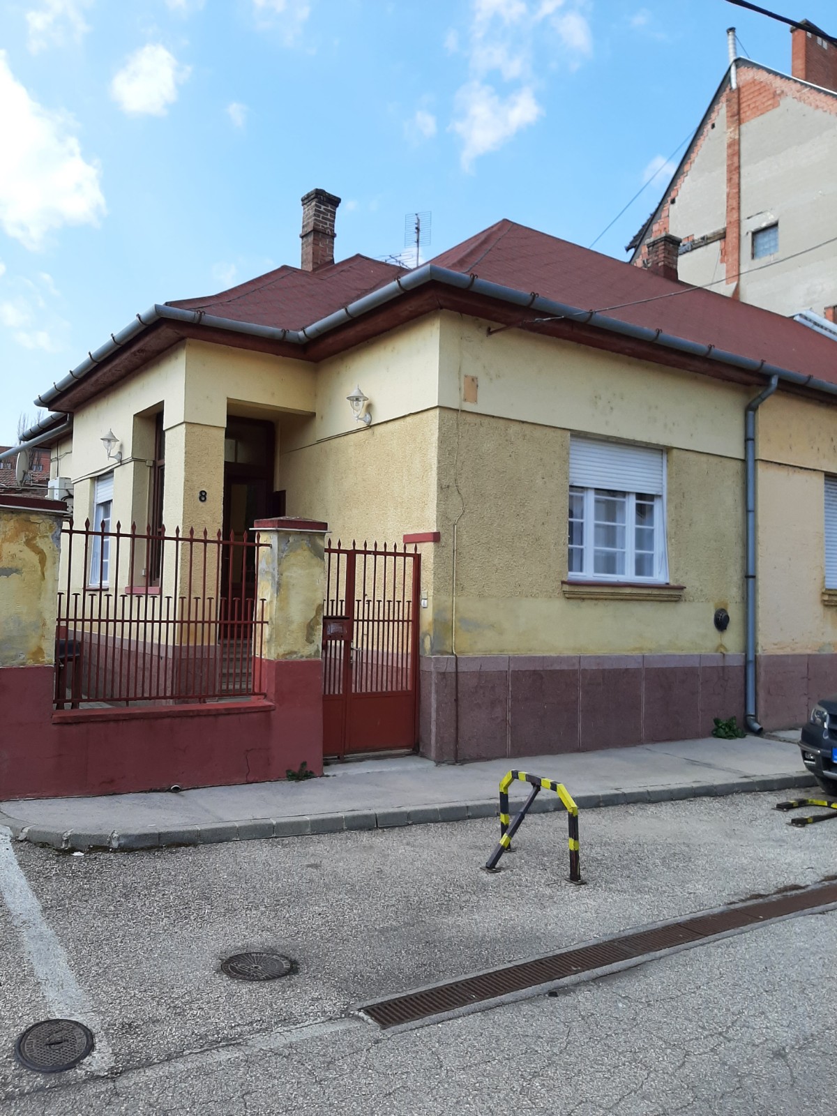 Szolnok Eladó Családi ház