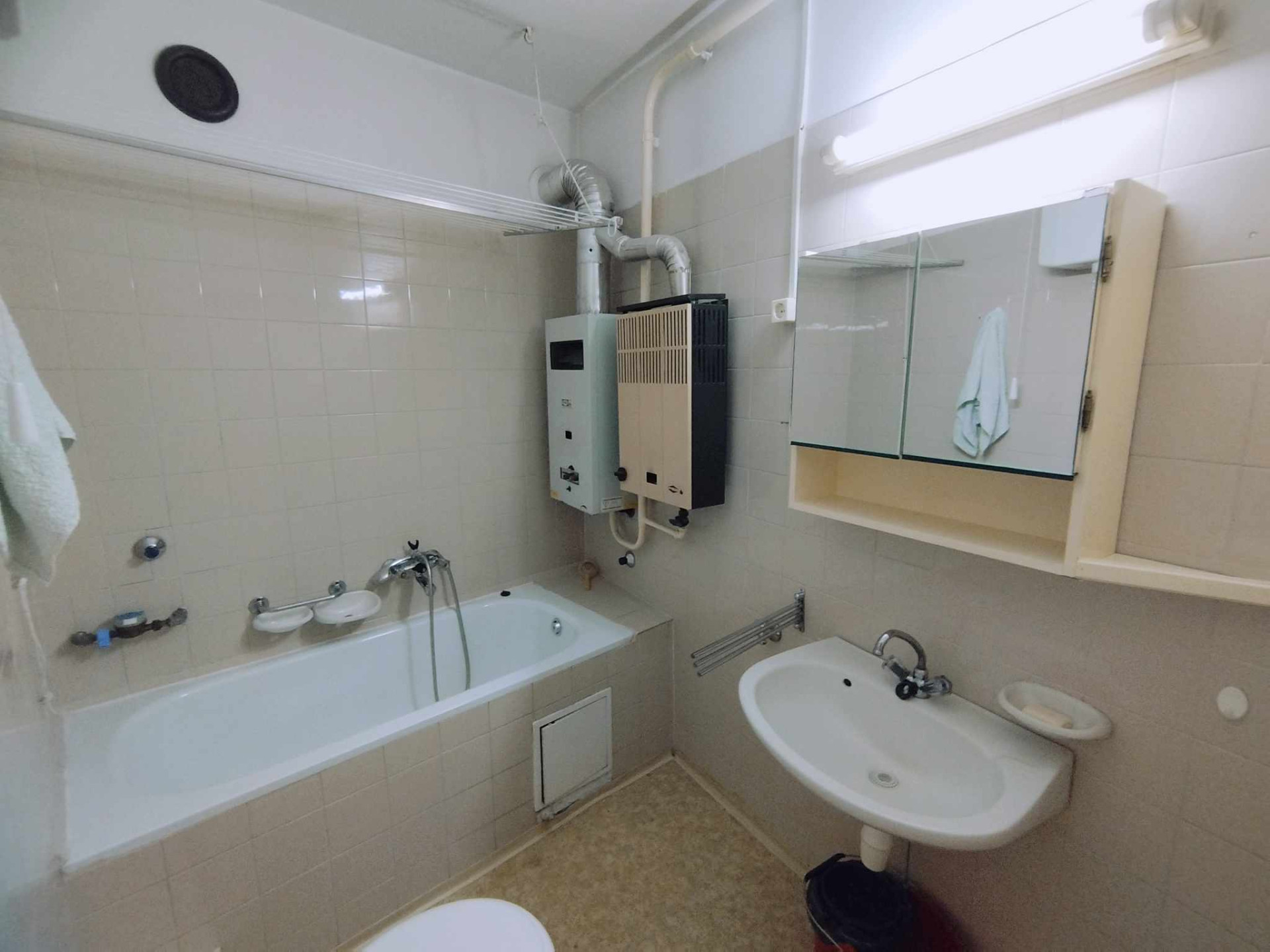 Szolnok Eladó  Lakás  Szolnok Eladó  Lakás Jász-Nagykun-Szolnok megye 