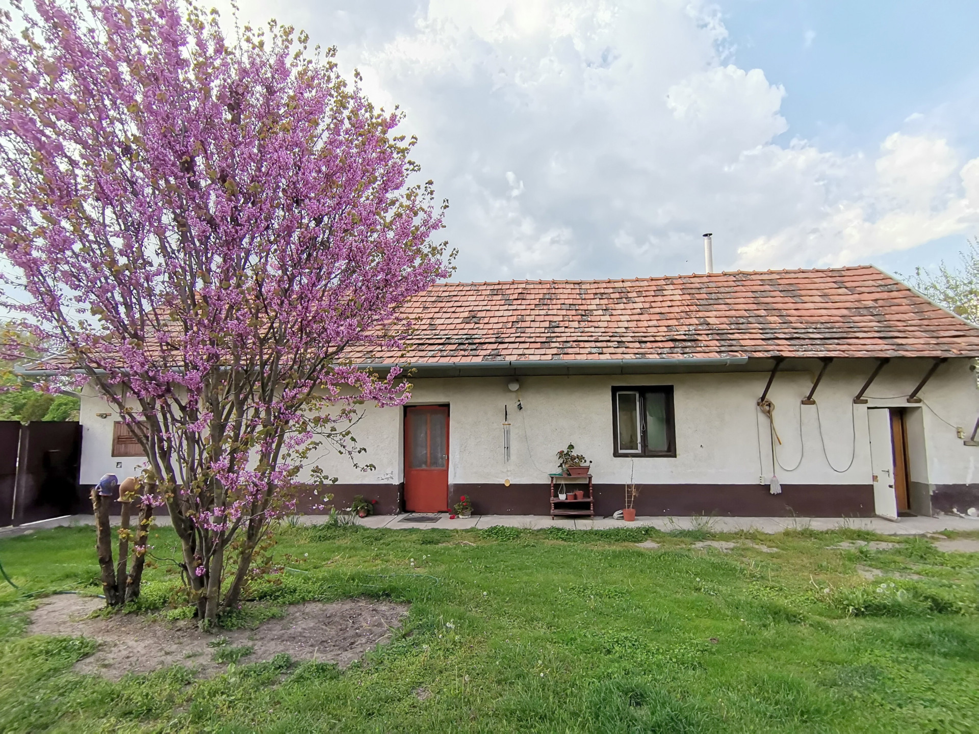 Jászszentlászló Eladó  Családi ház  Jászszentlászló Eladó  Családi ház Bács-Kiskun megye 