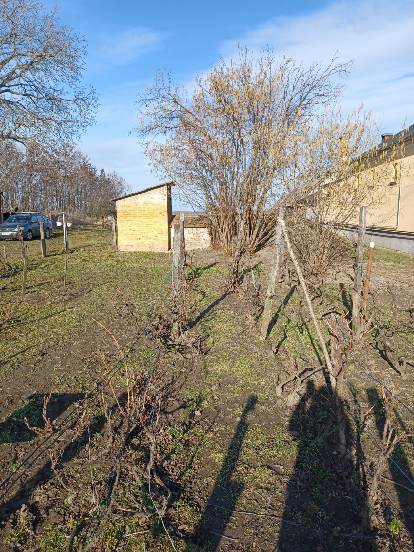 Pér Eladó  Telek/földterület  Pér Eladó  Telek/földterület Győr-Moson-Sopron megye 