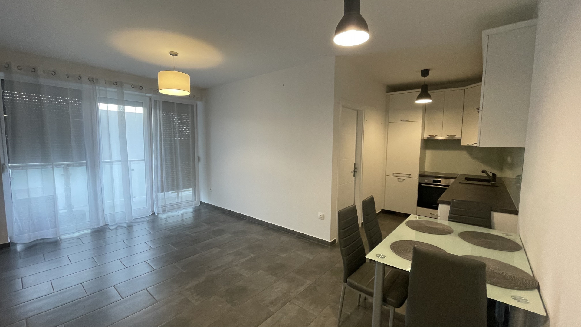 Győr Eladó  Lakás  Győr Eladó  Lakás Győr-Moson-Sopron megye 