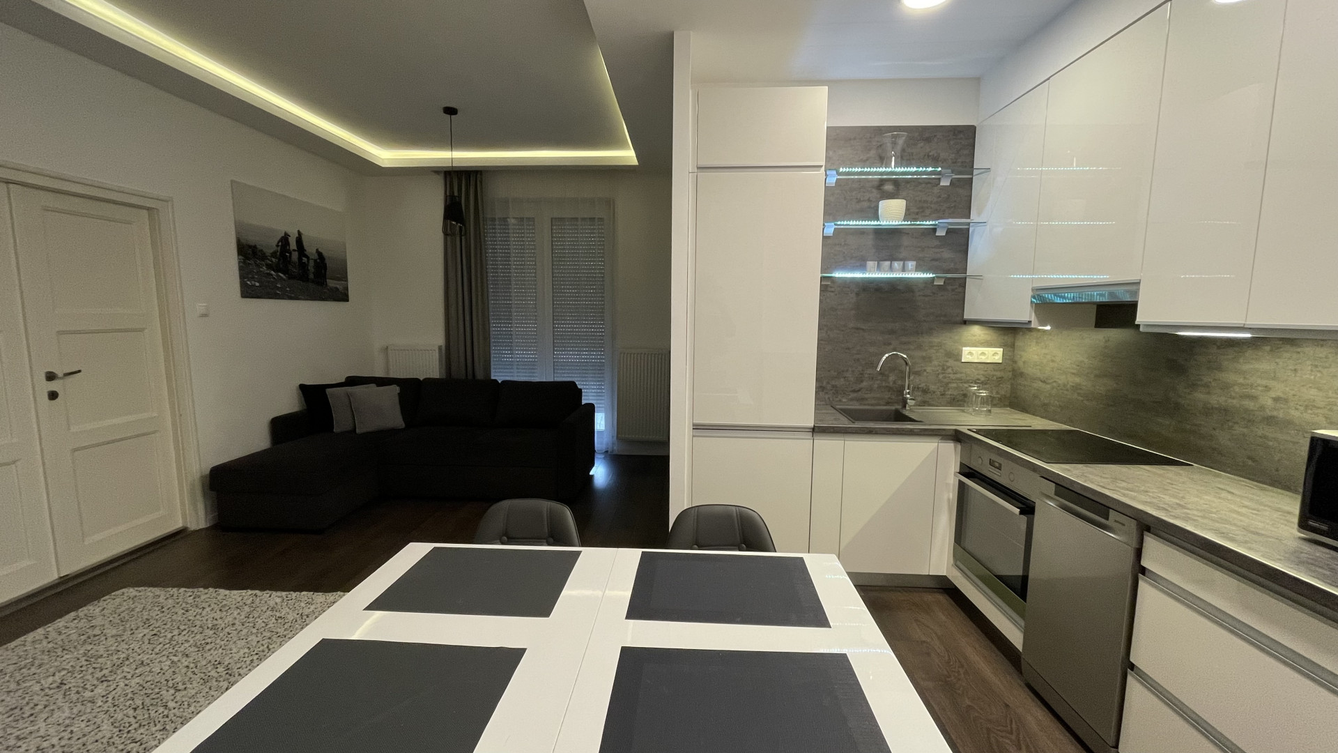 Győr Eladó  Lakás  Győr Eladó  Lakás Győr-Moson-Sopron megye 