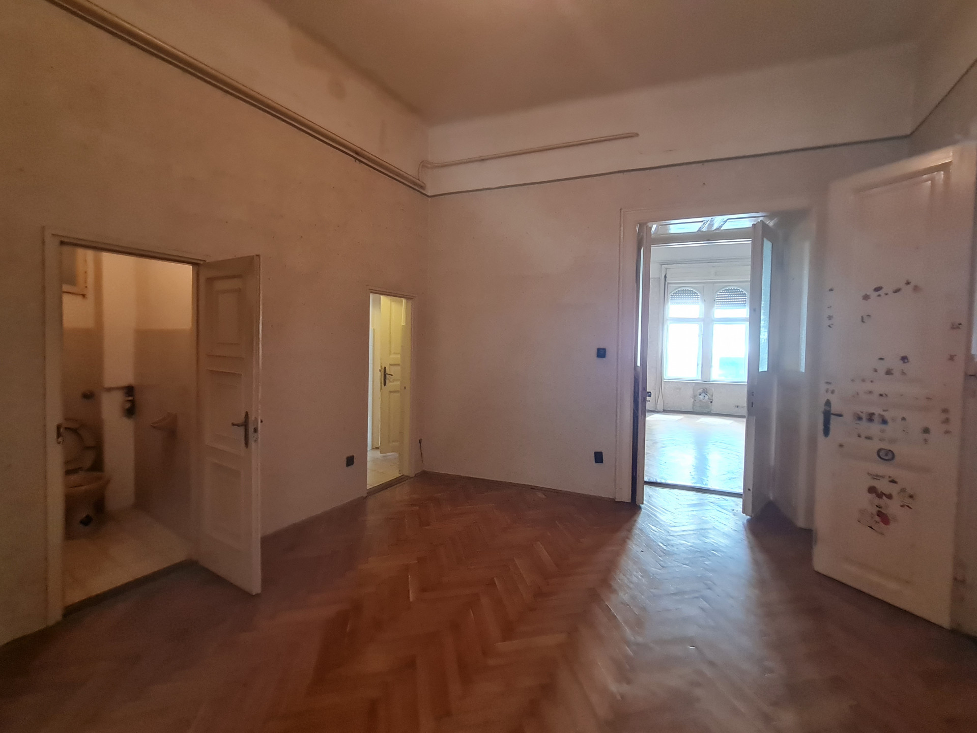 Budapest Eladó  Lakás  Budapest Eladó  Lakás  