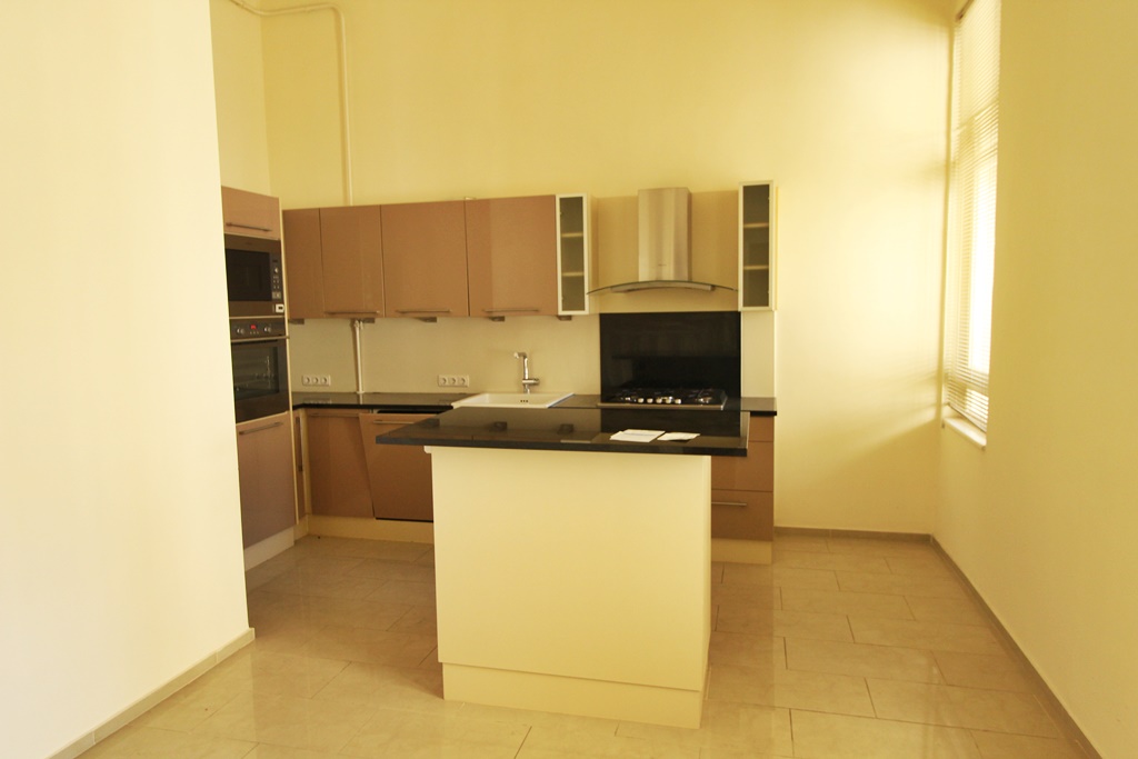 Budapest Eladó  Lakás  Budapest Eladó  Lakás  