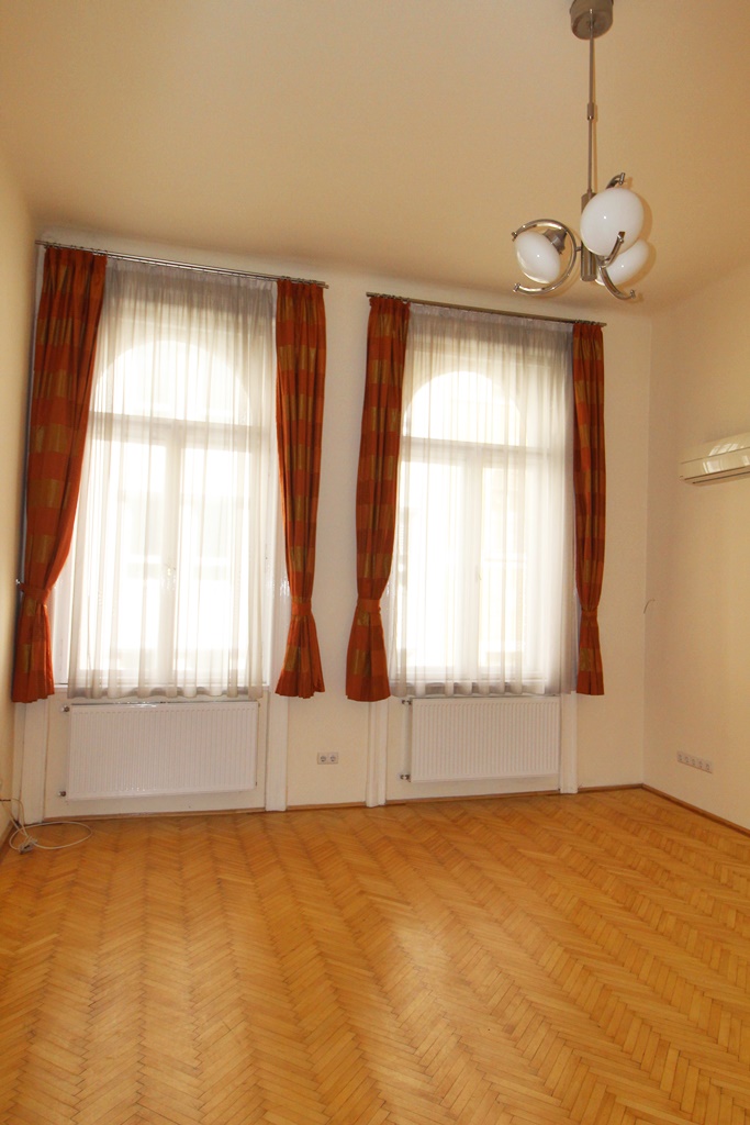 Budapest Eladó  Lakás  Budapest Eladó  Lakás  