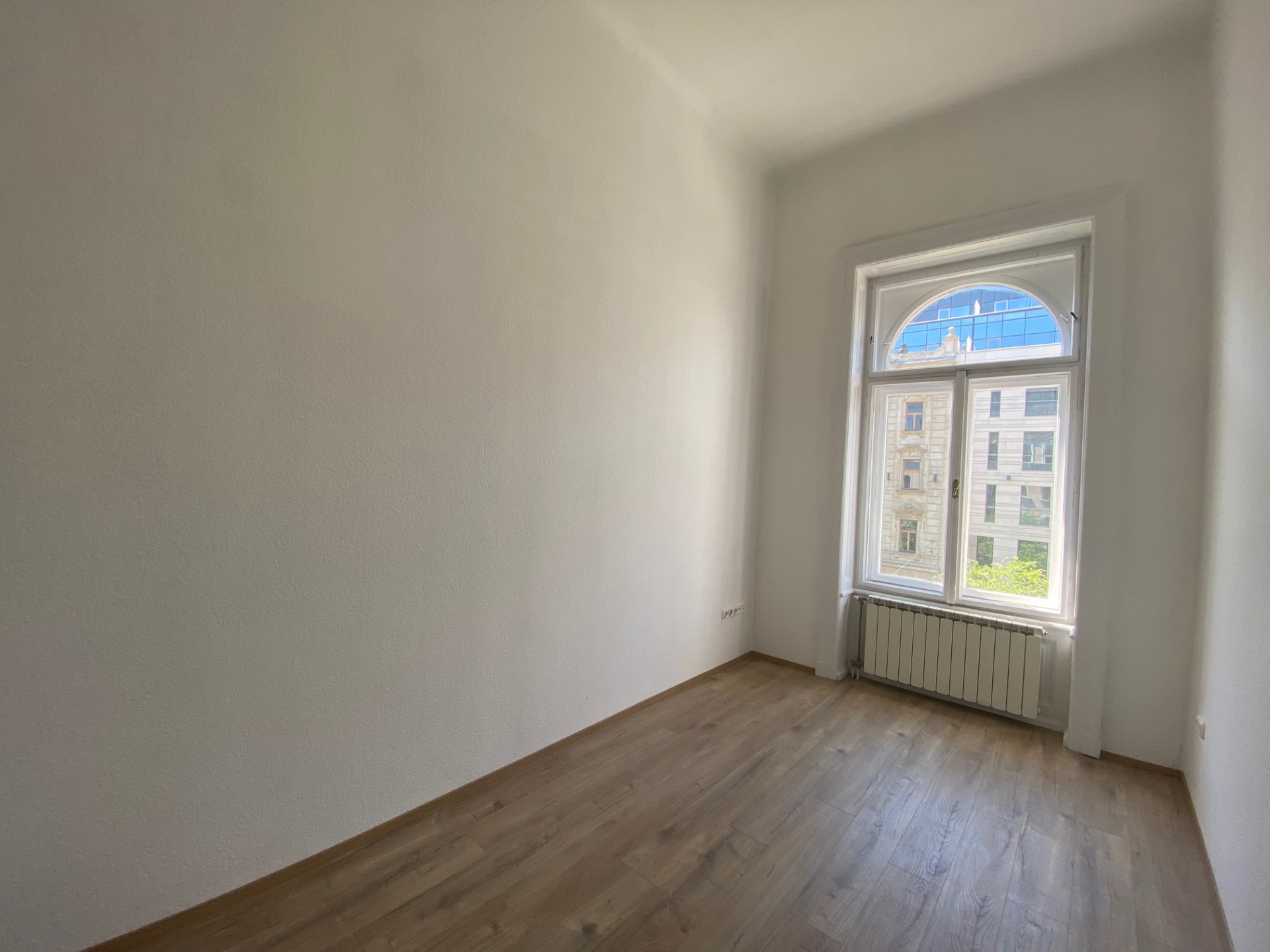 Budapest Eladó  Lakás  Budapest Eladó  Lakás  