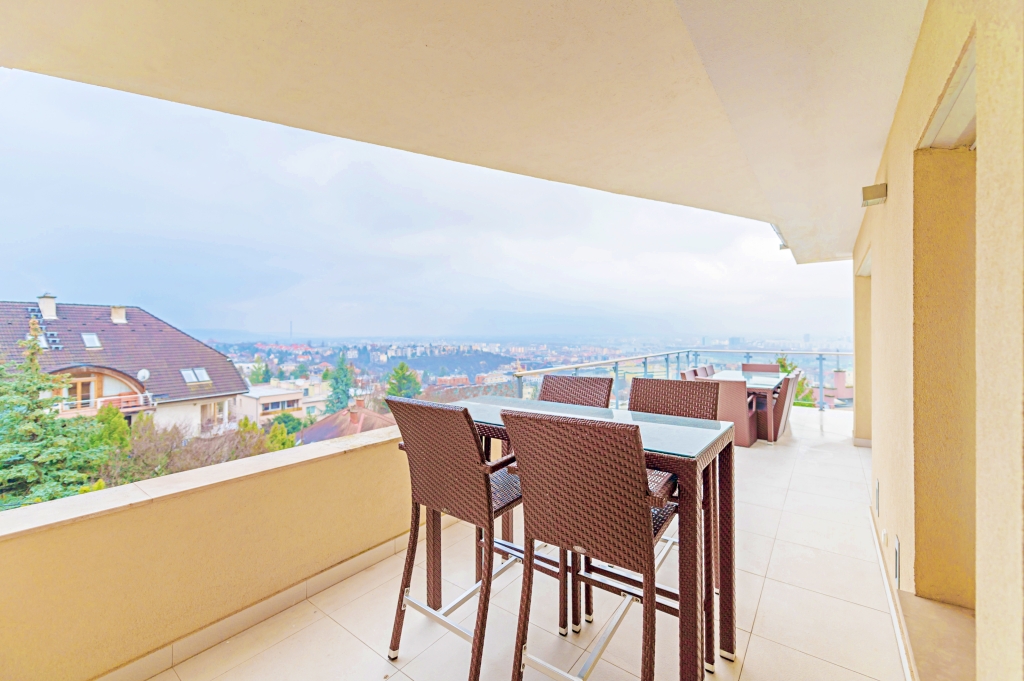 Budapest Eladó  Lakás  Budapest Eladó  Lakás  