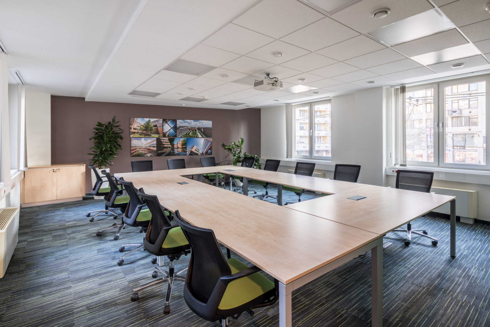 Budapest Kiadó  Iroda/üzlethelység  Budapest Kiadó  Iroda/üzlethelység  