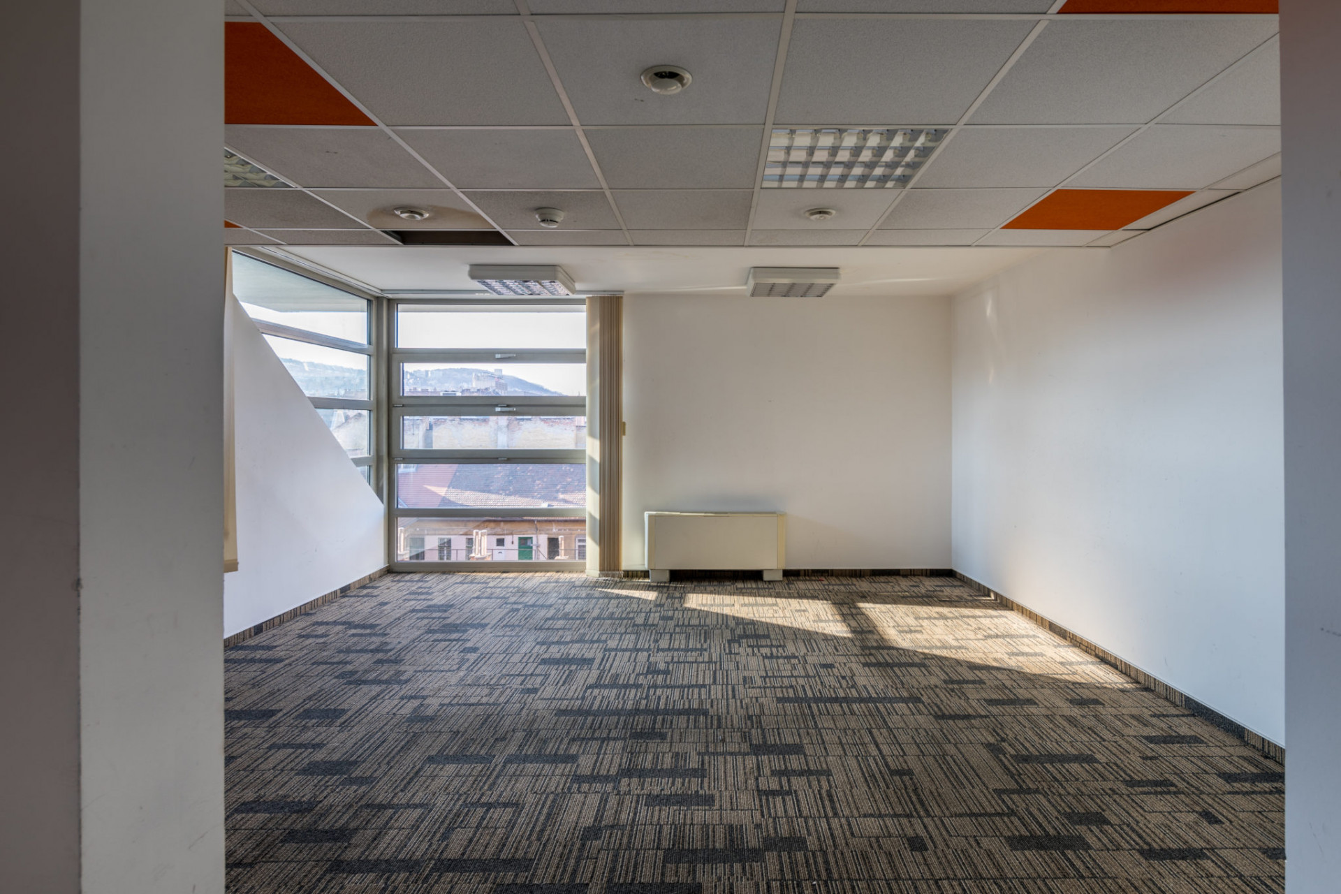 Budapest Kiadó  Iroda/üzlethelység  Budapest Kiadó  Iroda/üzlethelység  