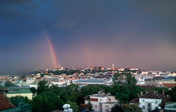 Budapest Eladó  Családi ház  Budapest Eladó  Családi ház  