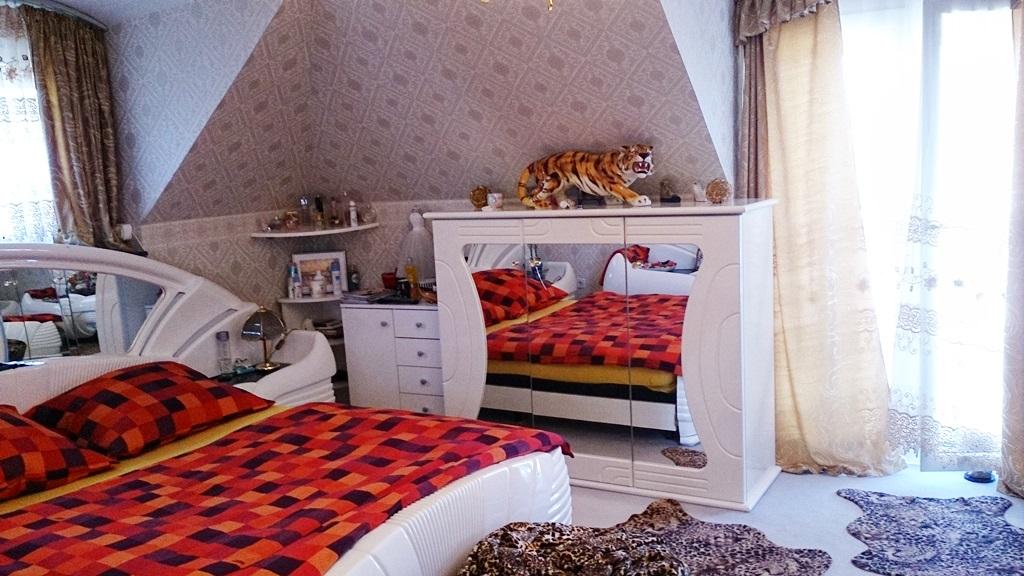 Budapest Eladó  Családi ház  Budapest Eladó  Családi ház  