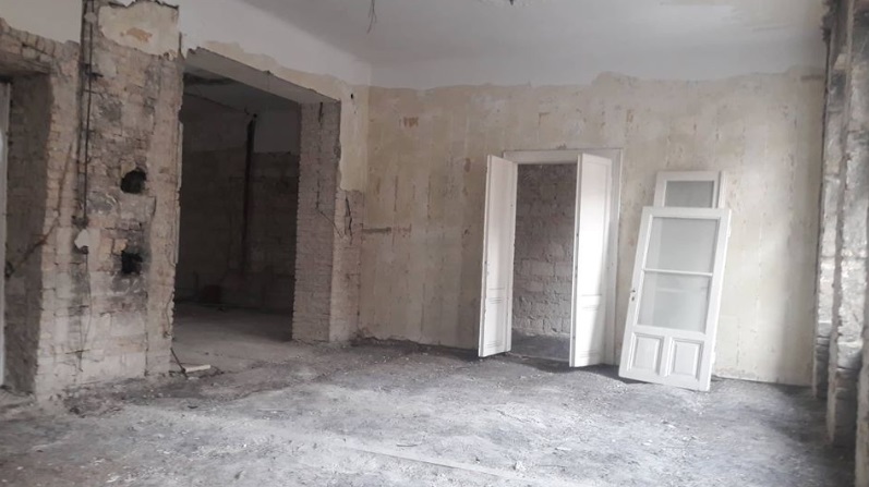 Budapest Eladó  Családi ház  Budapest Eladó  Családi ház  