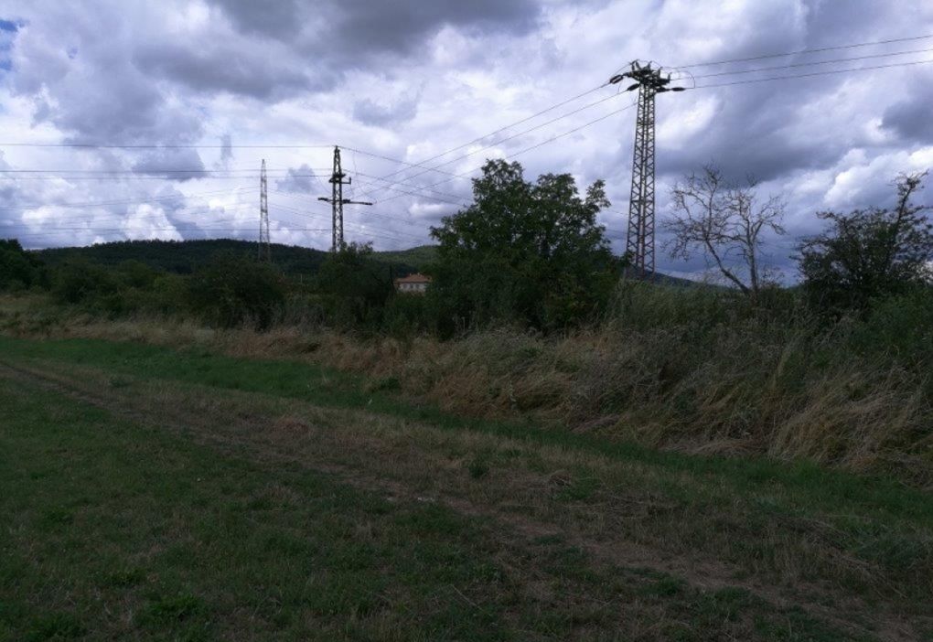 Üröm Eladó  Telek/földterület  Üröm Eladó  Telek/földterület Pest megye 