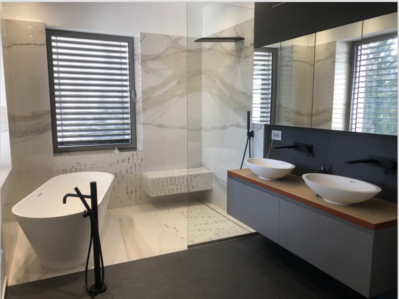 Budapest Eladó  Családi ház  Budapest Eladó  Családi ház  