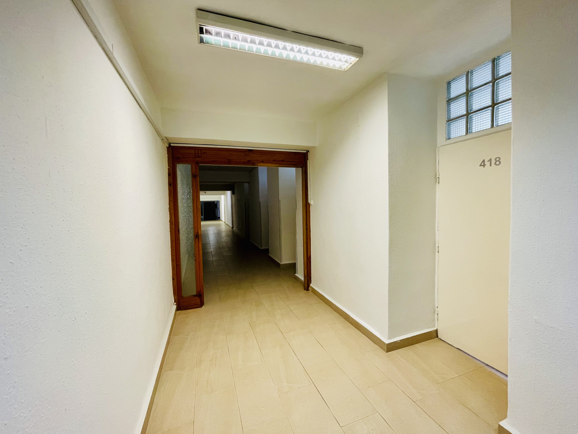 Budapest Eladó  Iroda/üzlethelység  Budapest Eladó  Iroda/üzlethelység  