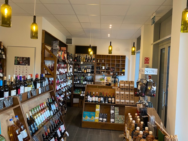 Budapest Eladó  Iroda/üzlethelység  Budapest Eladó  Iroda/üzlethelység  