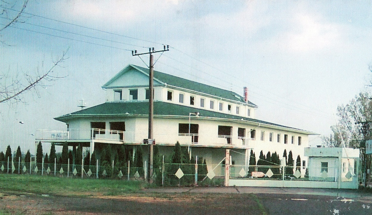 Budapest Eladó  Családi ház  Budapest Eladó  Családi ház  