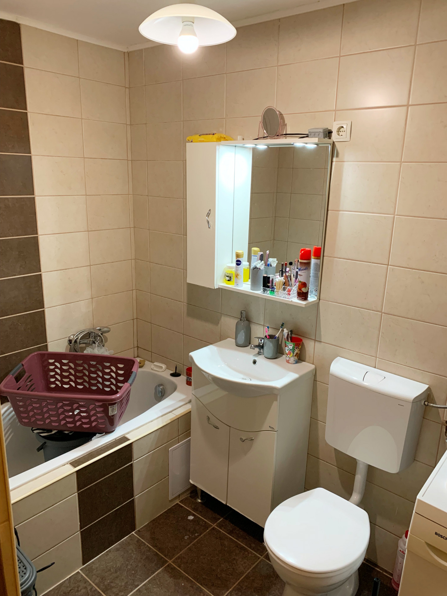 Budapest Eladó  Családi ház  Budapest Eladó  Családi ház  