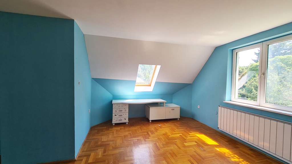 Budapest Eladó  Családi ház  Budapest Eladó  Családi ház  