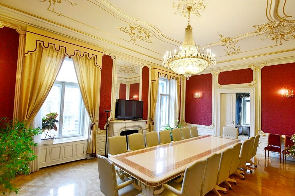 Budapest Kiadó Iroda/üzlethelység