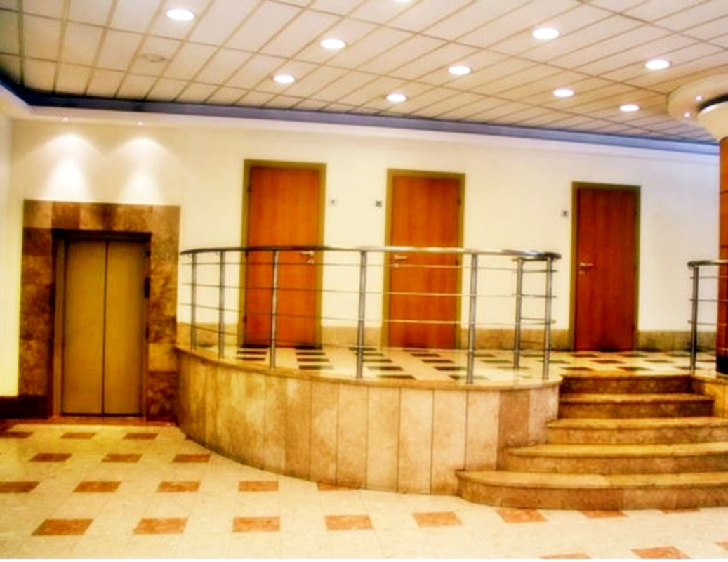 Budapest Kiadó Iroda/üzlethelység 