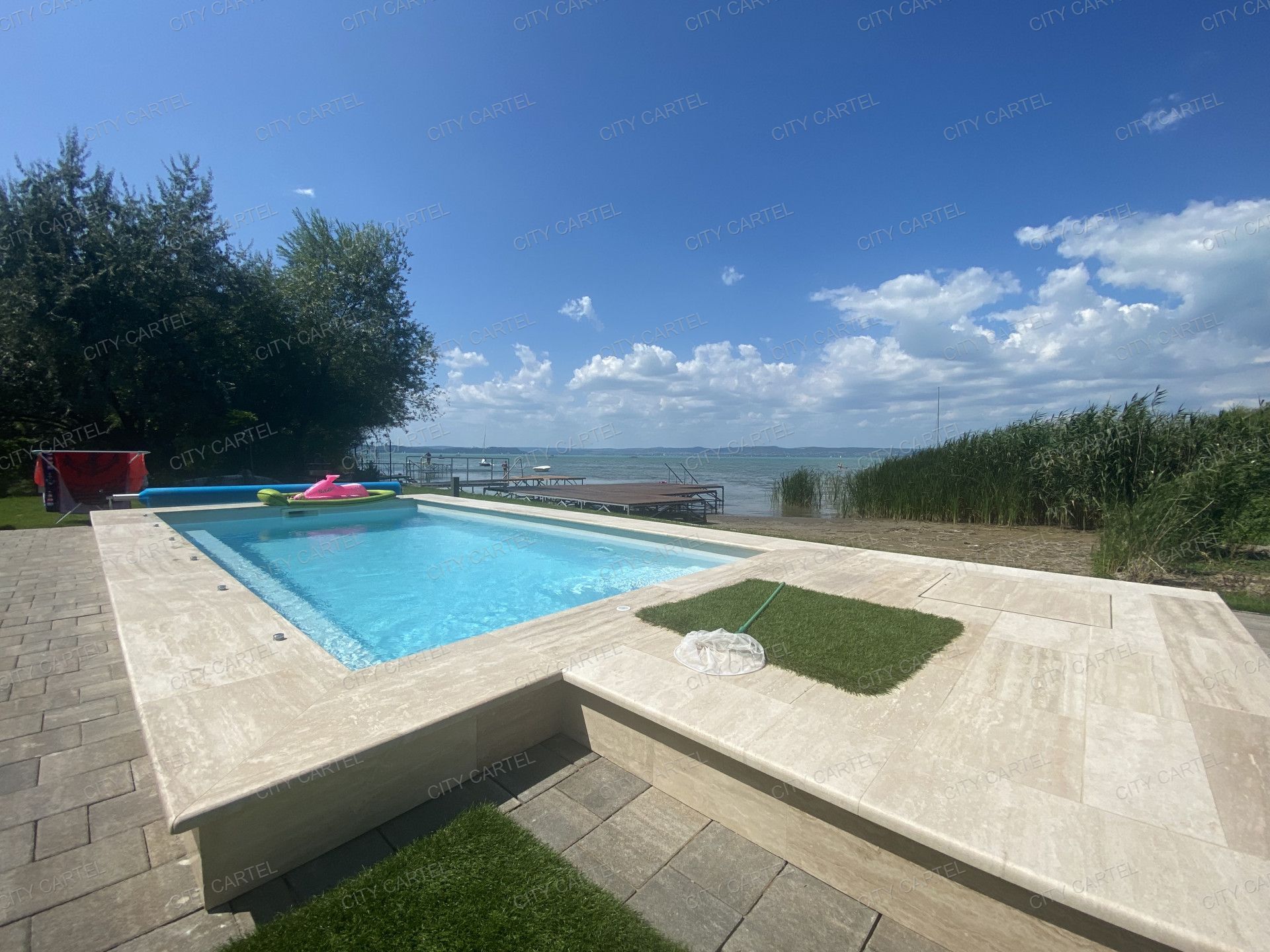 Zamárdi Eladó  Lakás  Zamárdi Eladó  Lakás Somogy megye 