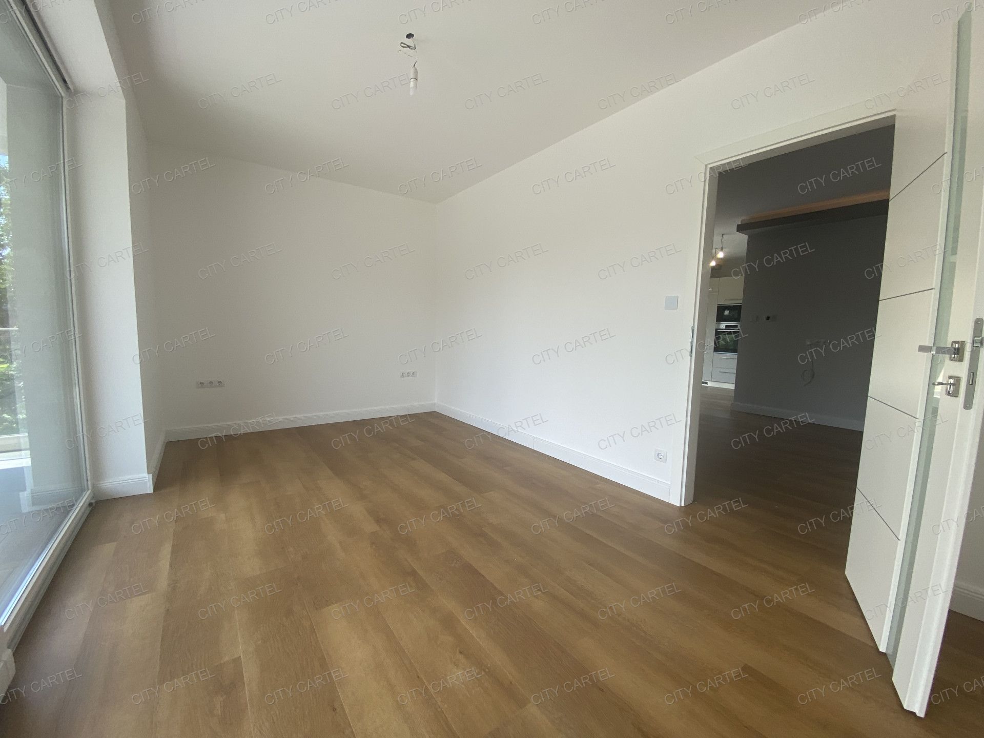 Zamárdi Eladó  Lakás  Zamárdi Eladó  Lakás Somogy megye 