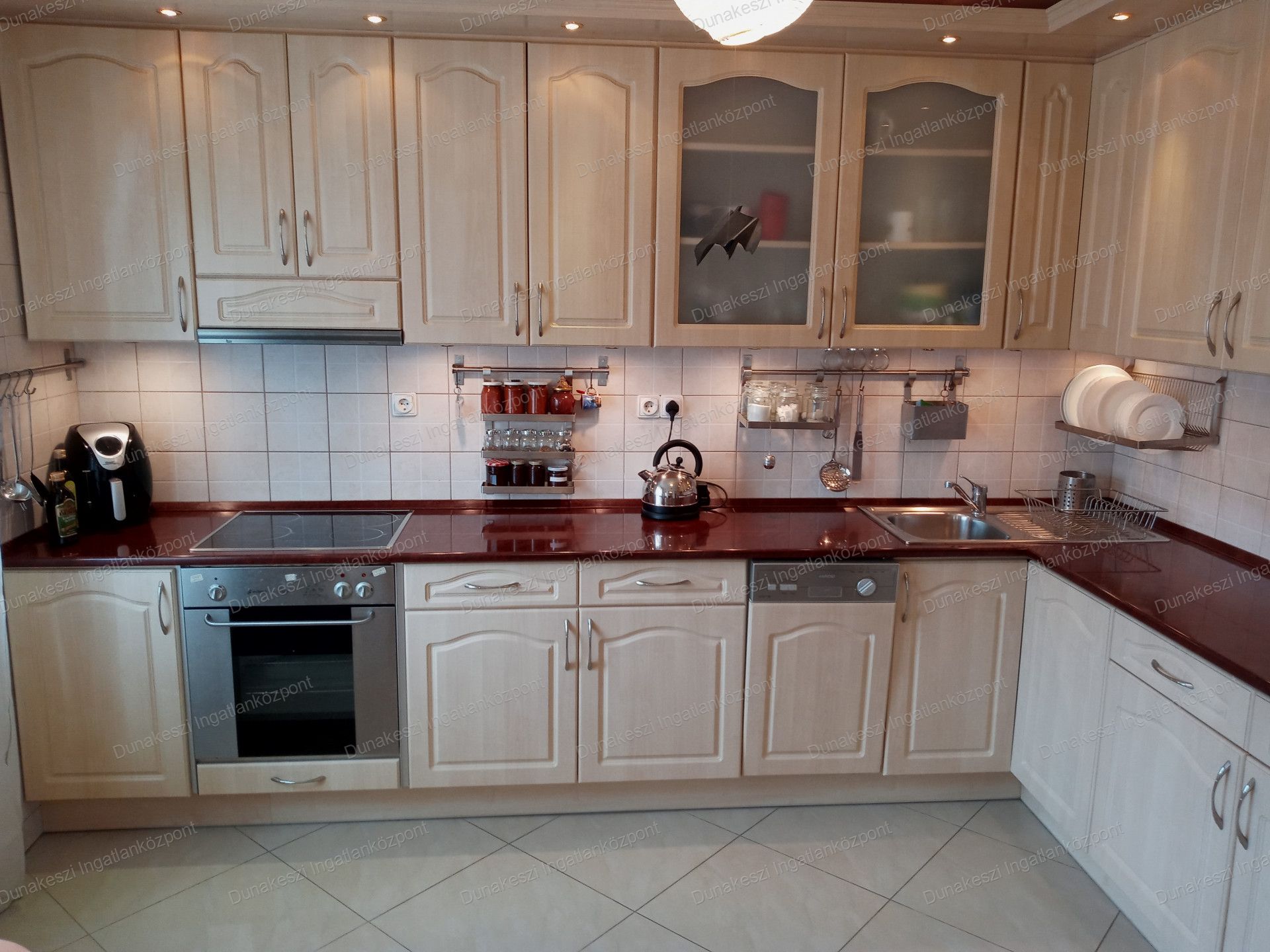 Budapest Eladó  Lakás  Budapest Eladó  Lakás  