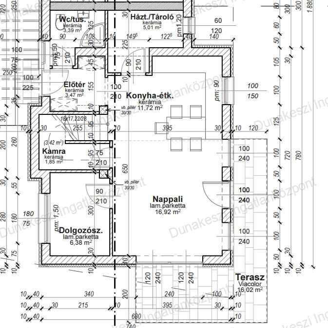 Budapest Eladó  Családi ház  Budapest Eladó  Családi ház  