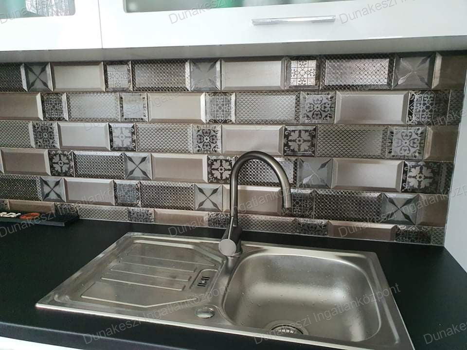 Budapest Eladó  Családi ház  Budapest Eladó  Családi ház  