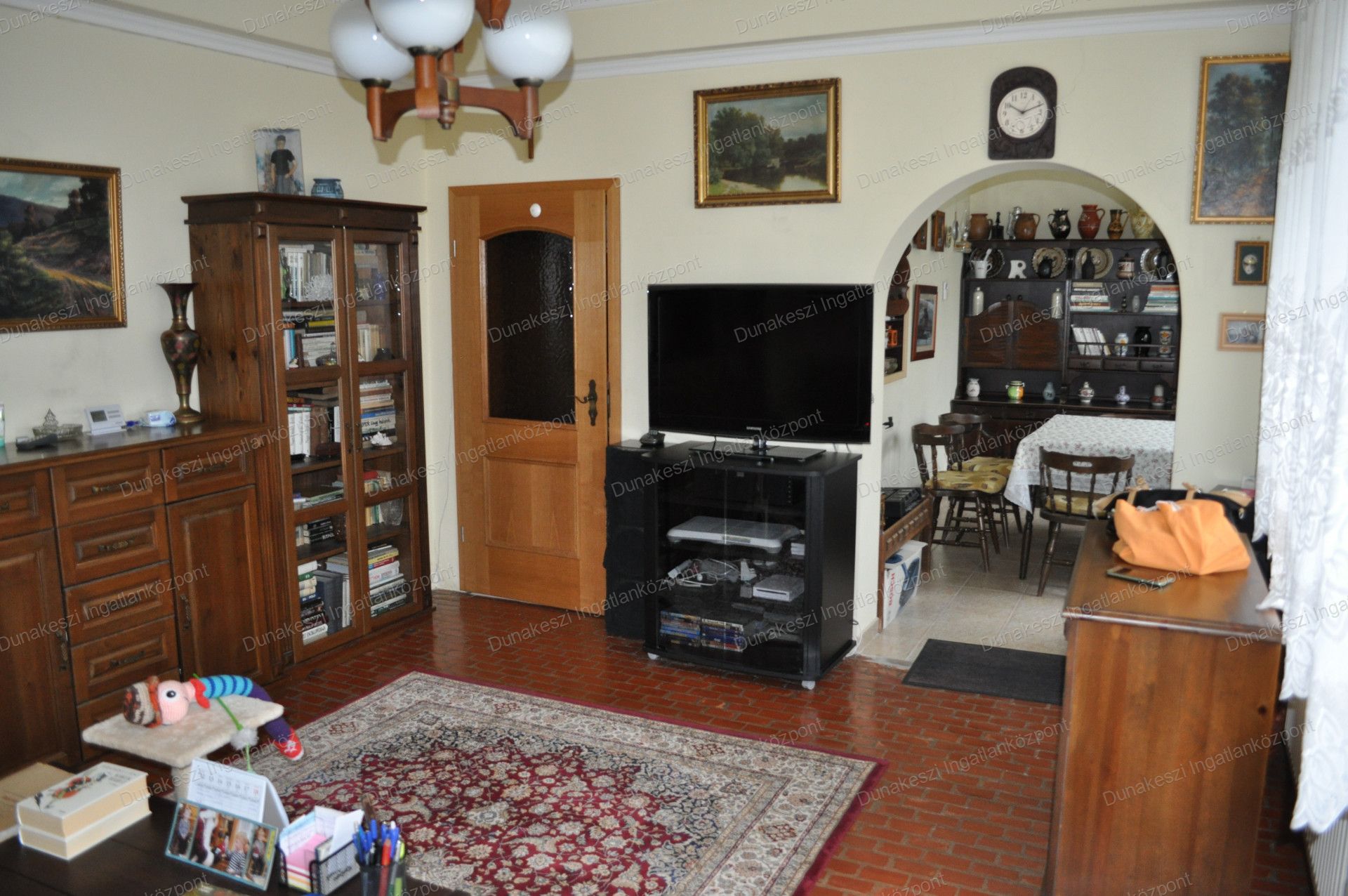 Budapest Eladó  Családi ház  Budapest Eladó  Családi ház  