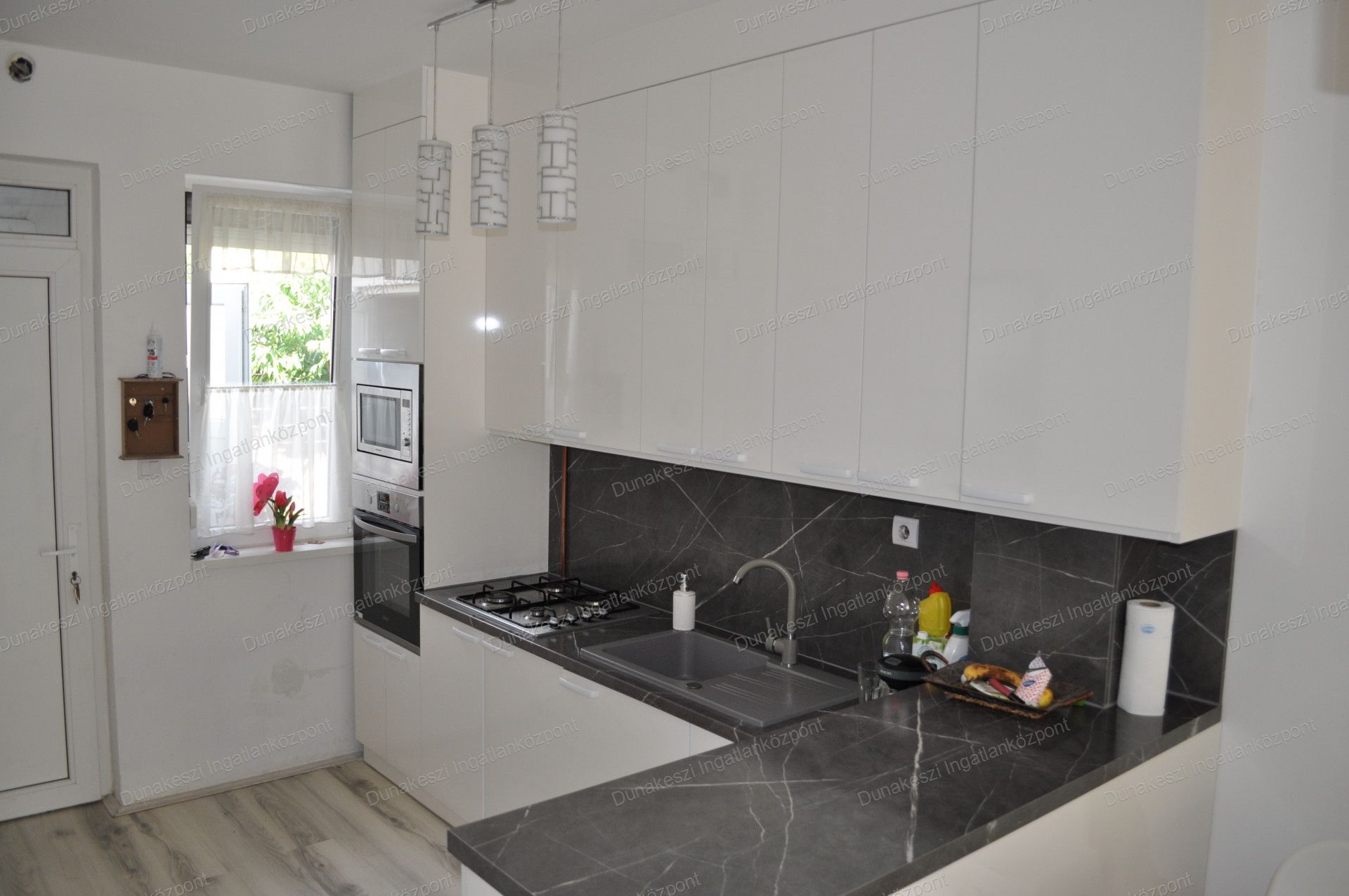 Göd Eladó  Családi ház  Göd Eladó  Családi ház  