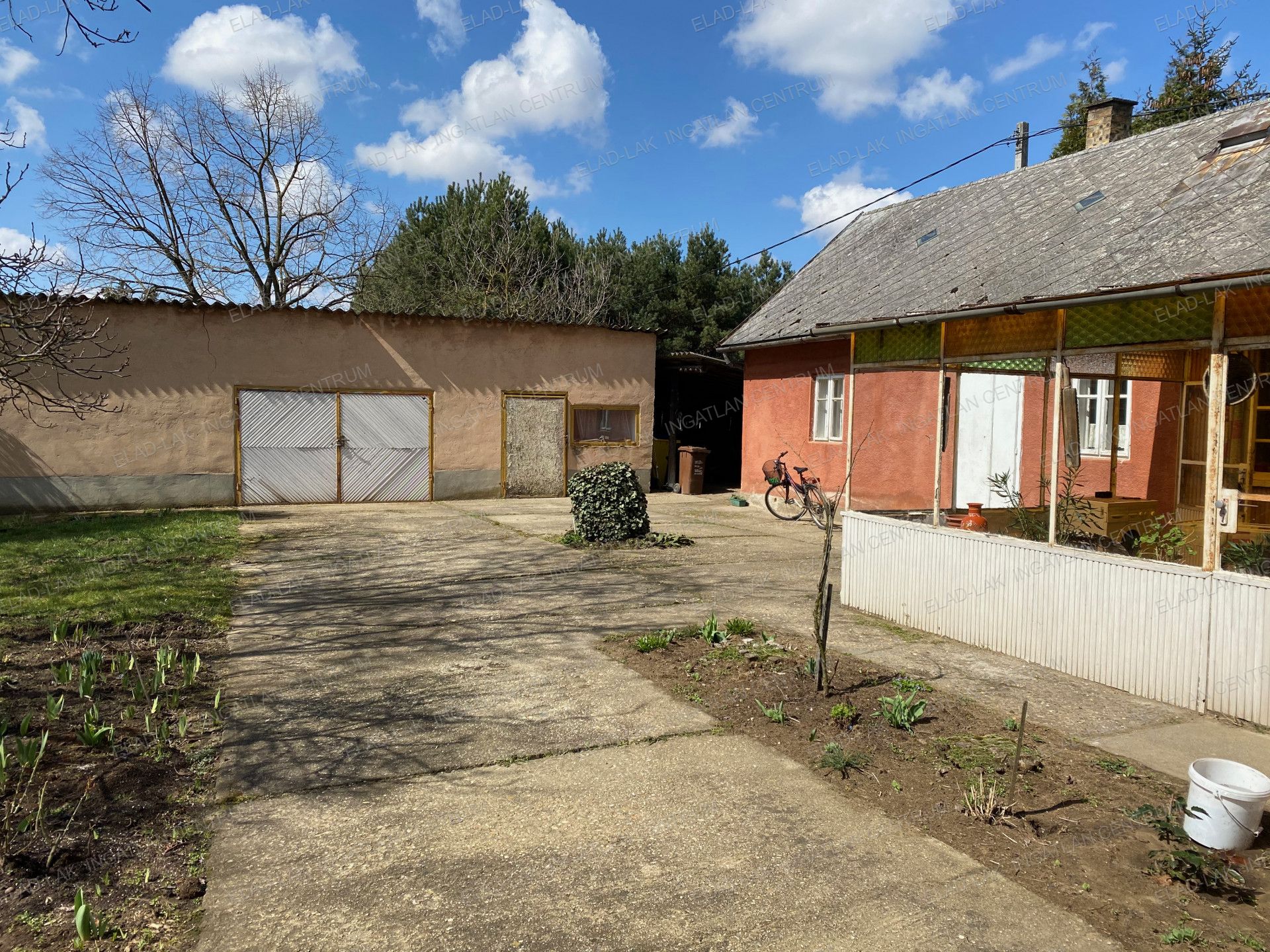 Nyíregyháza Eladó  Családi ház  Nyíregyháza Eladó  Családi ház Szabolcs-Szatmár-Bereg megye 