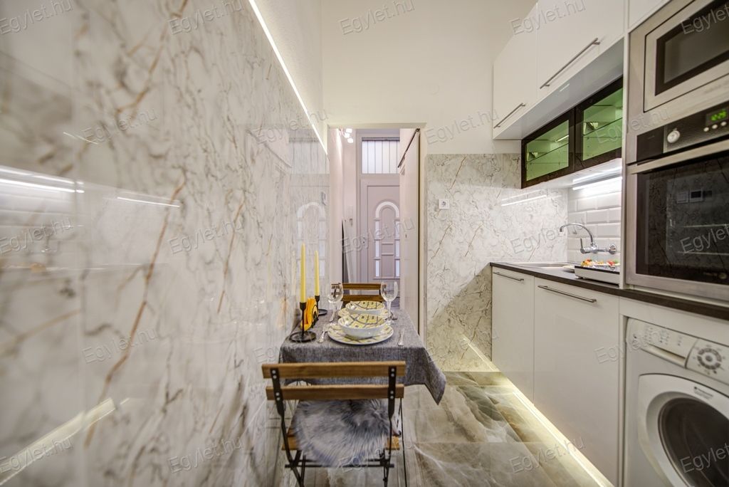 Budapest Eladó  Lakás  Budapest Eladó  Lakás  