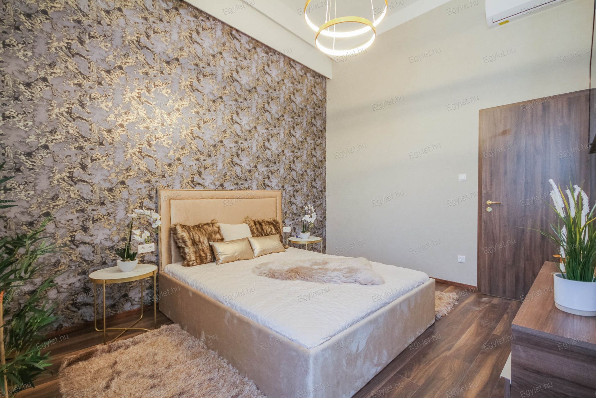 Budapest Eladó  Lakás  Budapest Eladó  Lakás  