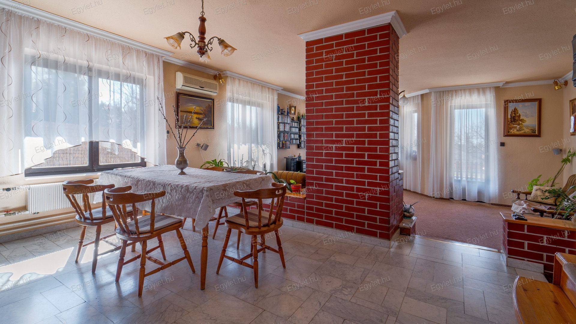 Csömör Eladó  Lakás  Csömör Eladó  Lakás Pest megye 