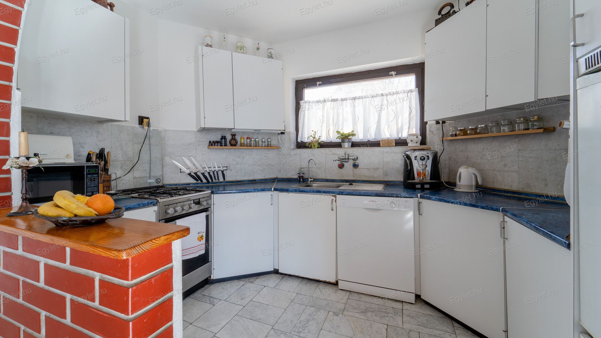 Csömör Eladó  Lakás  Csömör Eladó  Lakás Pest megye 