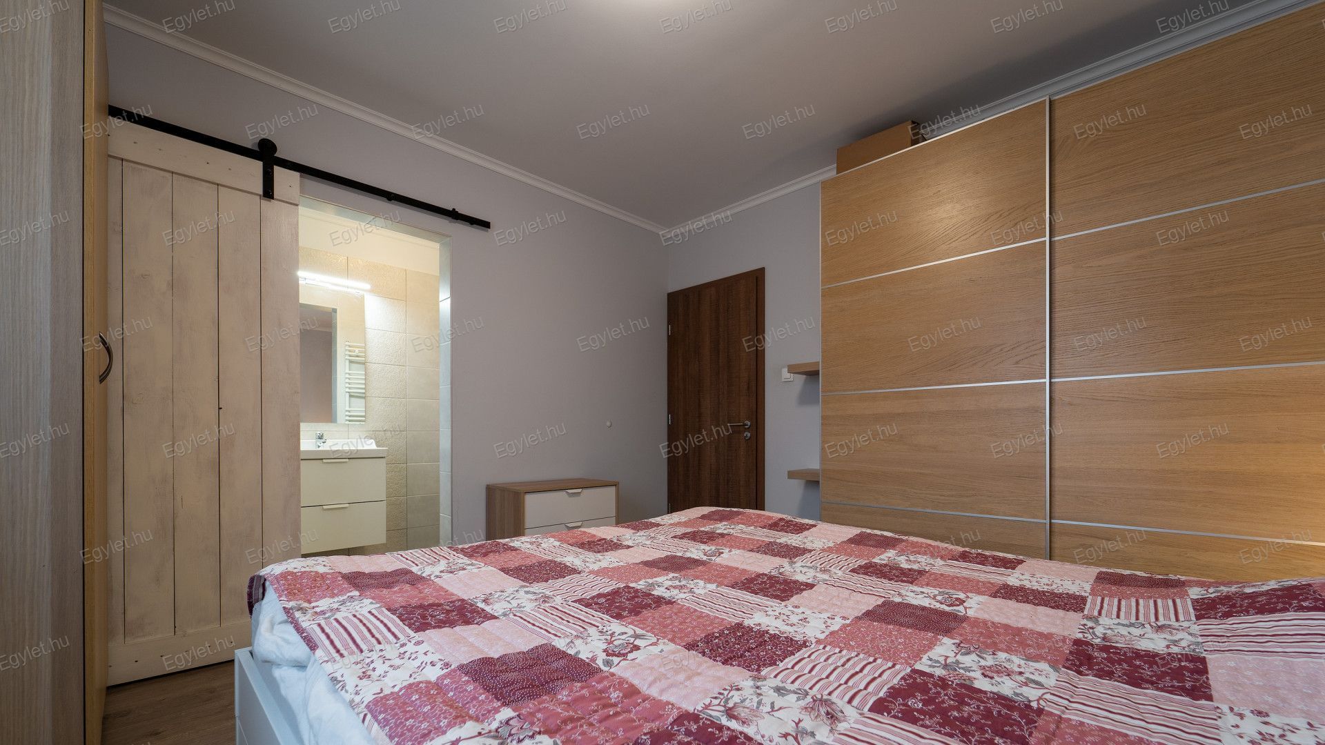 Csömör Eladó  Lakás  Csömör Eladó  Lakás Pest megye 