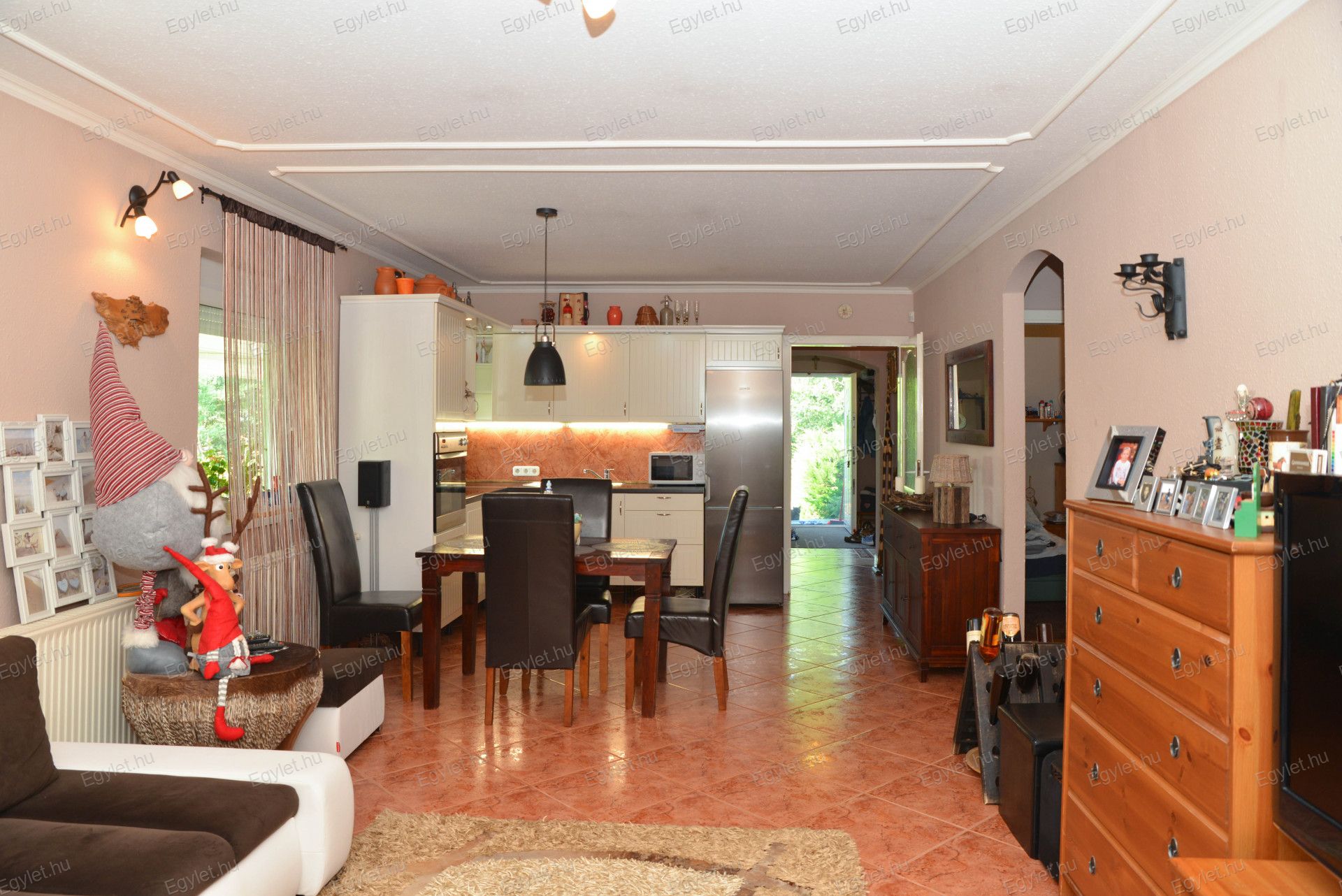 Nagytarcsa Eladó  Családi ház  Nagytarcsa Eladó  Családi ház Pest megye 