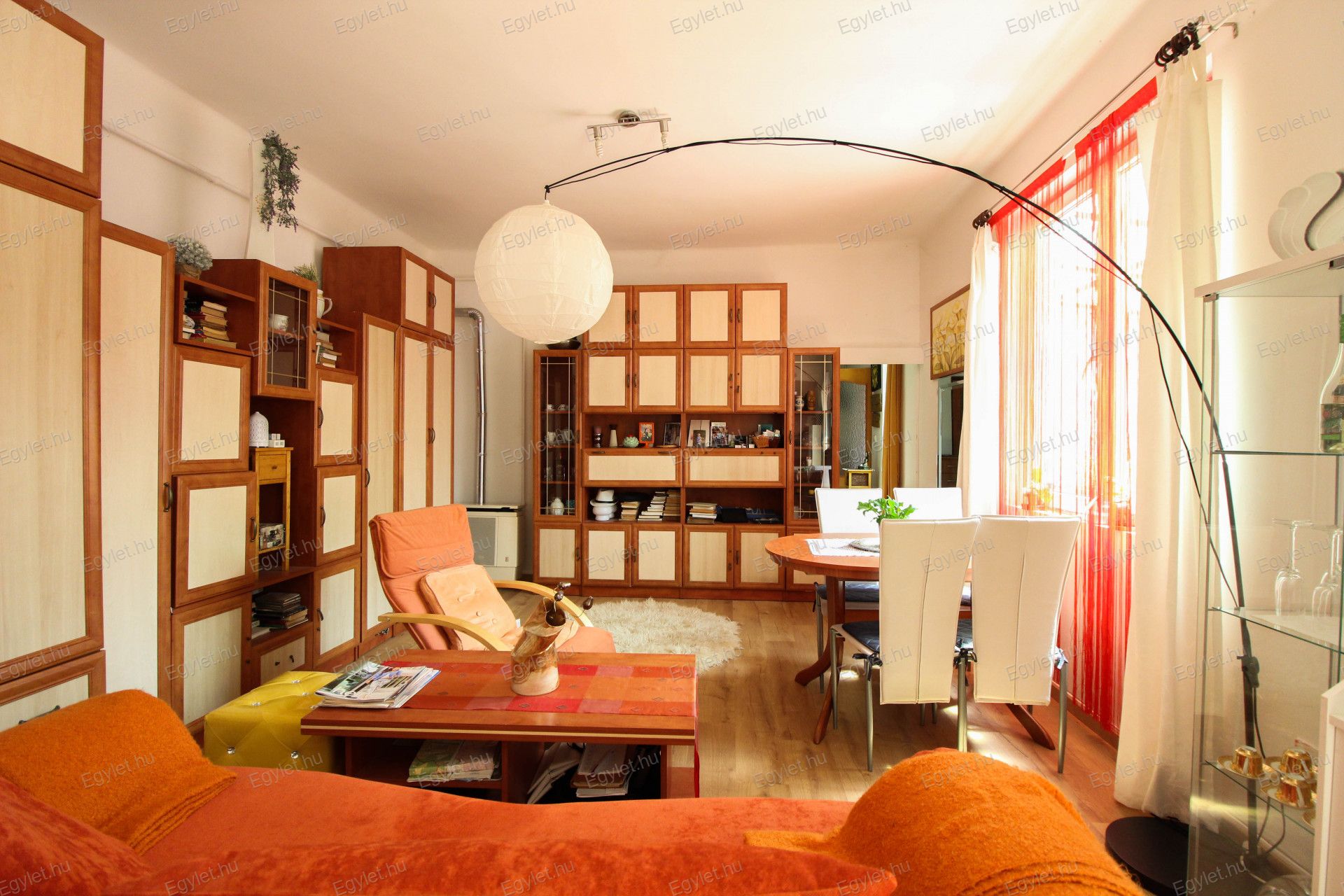 Budapest Eladó  Családi ház  Budapest Eladó  Családi ház  