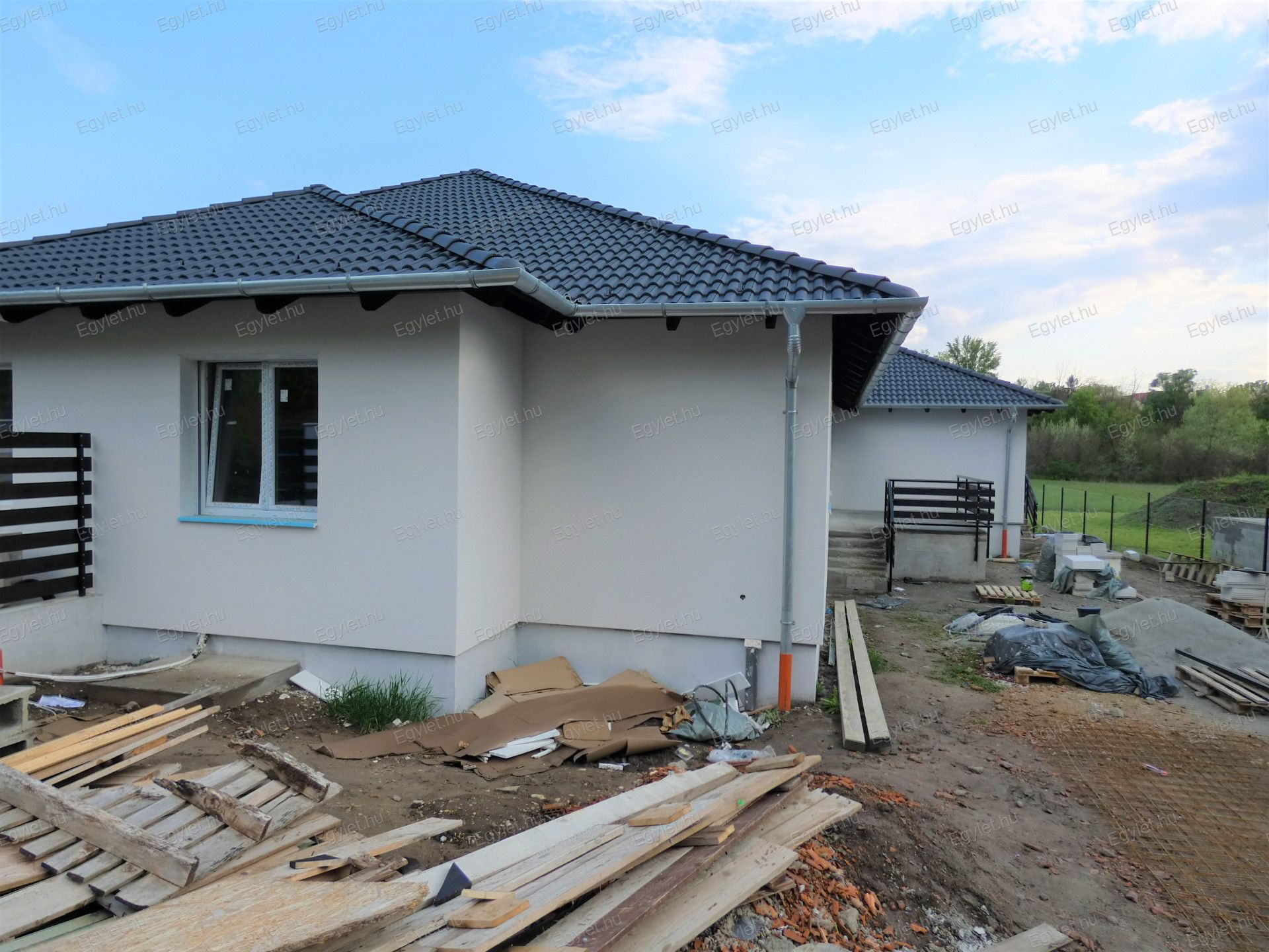 Nagytarcsa Eladó  Családi ház  Nagytarcsa Eladó  Családi ház Pest megye 