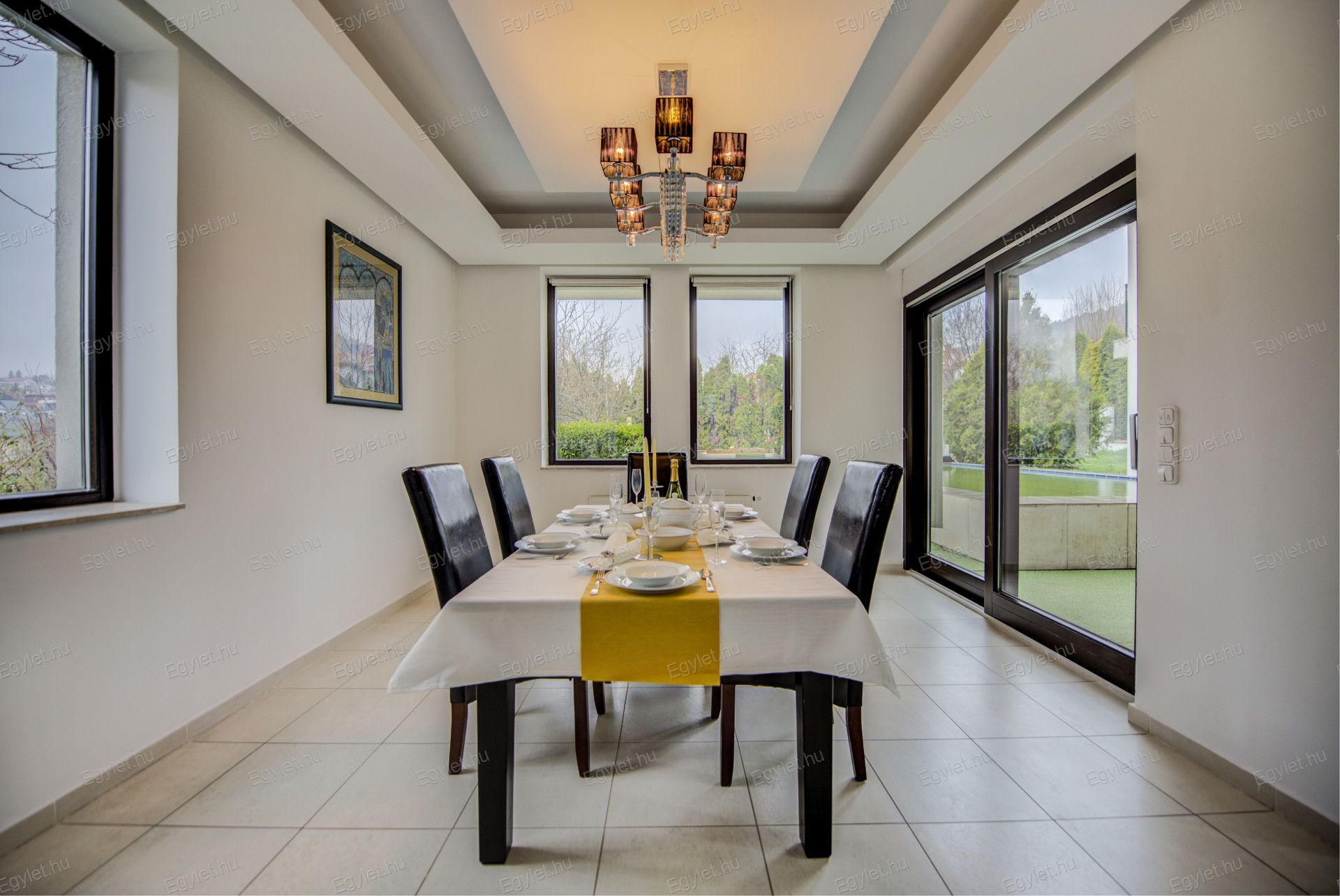 Budapest Eladó  Családi ház  Budapest Eladó  Családi ház  